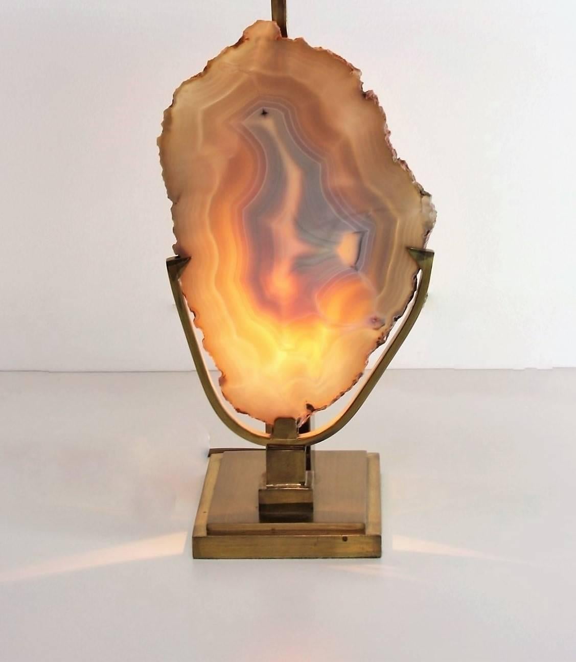 Belgian Large Agate Table Lamp from Willy Daro, circa 1970s.
The fabric shade was changed a few years ago, but still in good condition. Shade measures are 16.93 inches W x 10.23 inches D x 11.02 inches H.

 