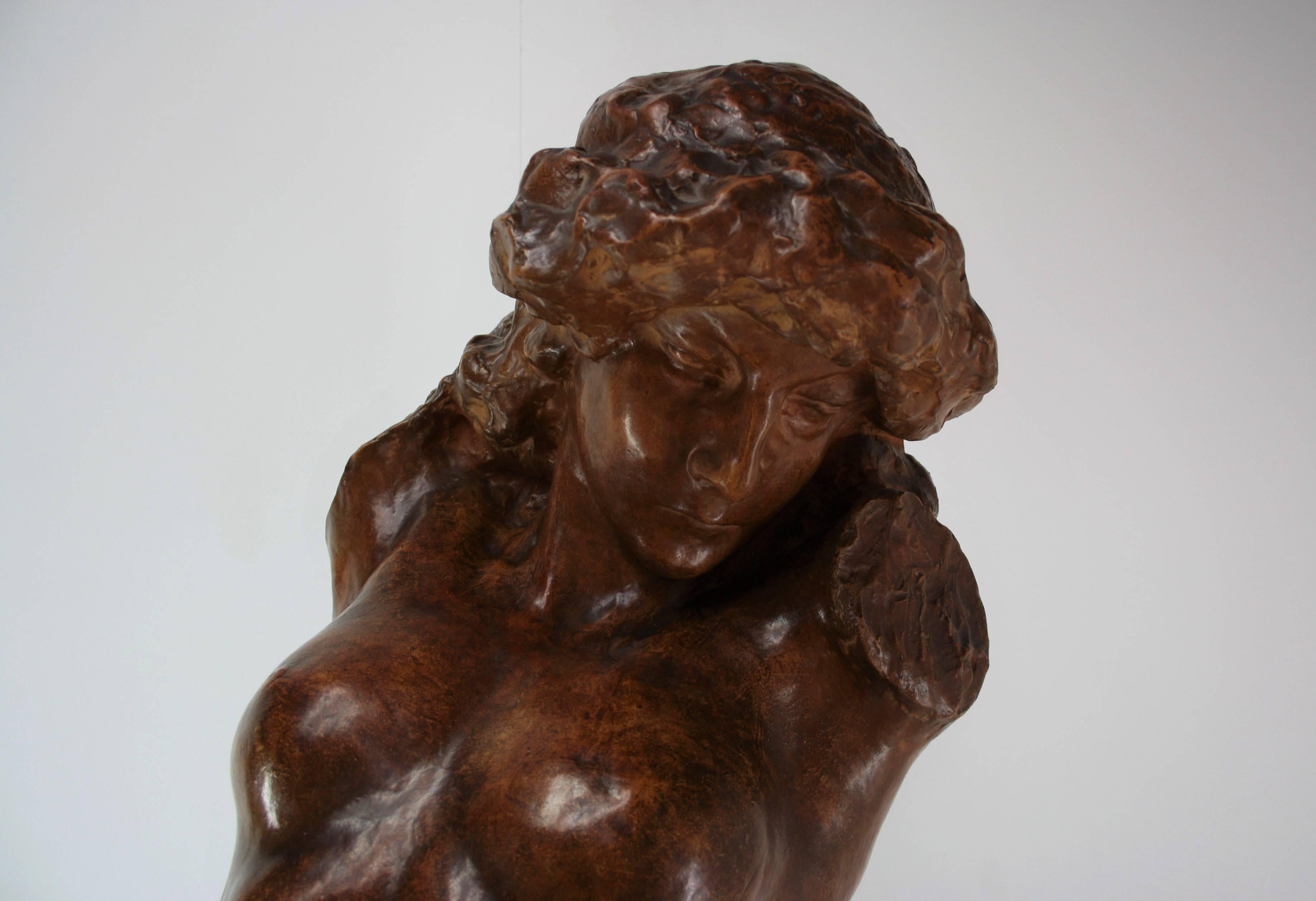 An Art Deco terracotta sculpture named Salomé from Georges Pierre Petit (1879-1958), Belgian - French Sculptor, made in 1919. Signature of the artist and stamp of workshop. Very nice old patina. Sold with a biography of the Artist from 1923.
