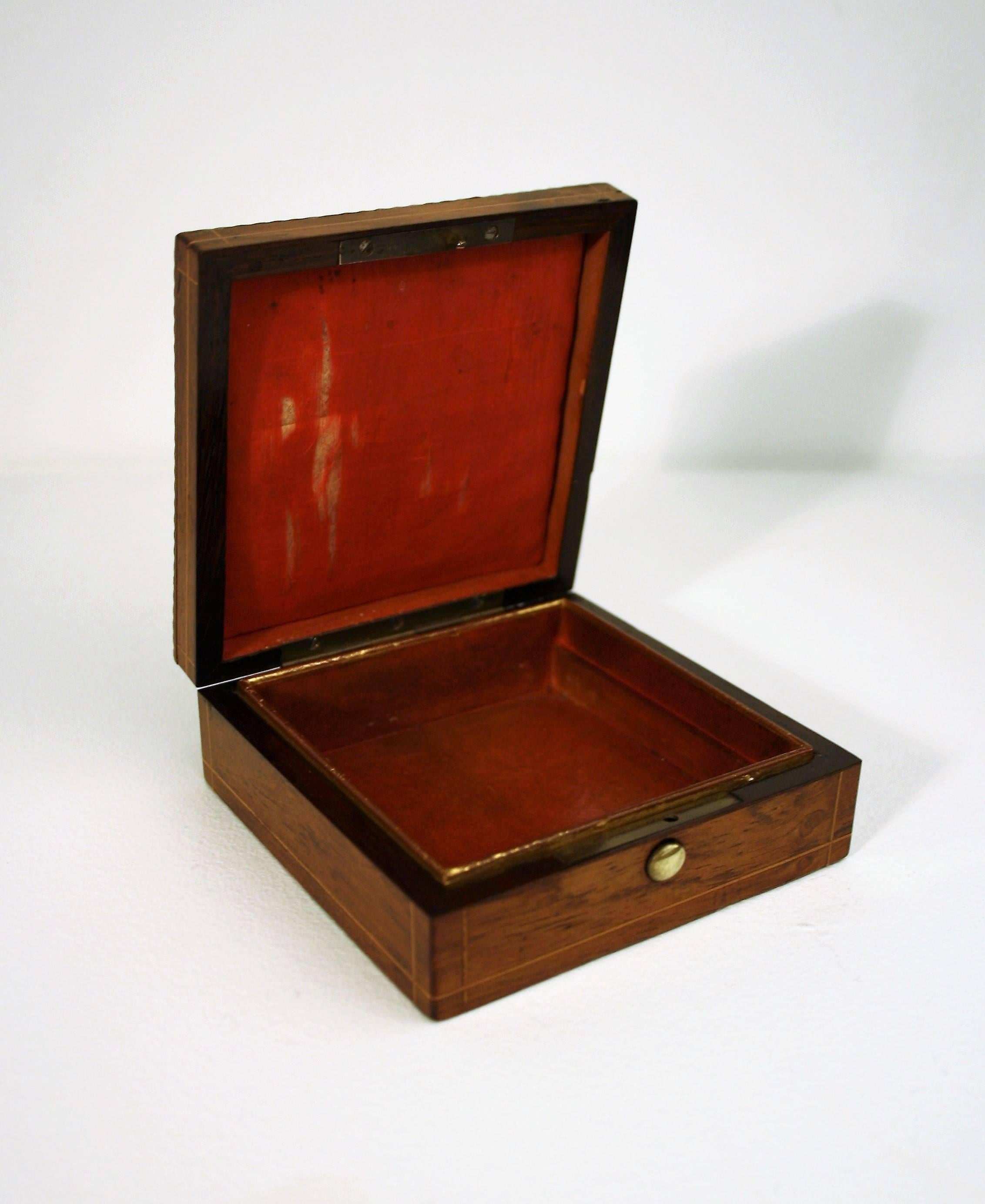 French Charles X Marquetry Jewelry Box, 1850s In Good Condition In Belgium, BE