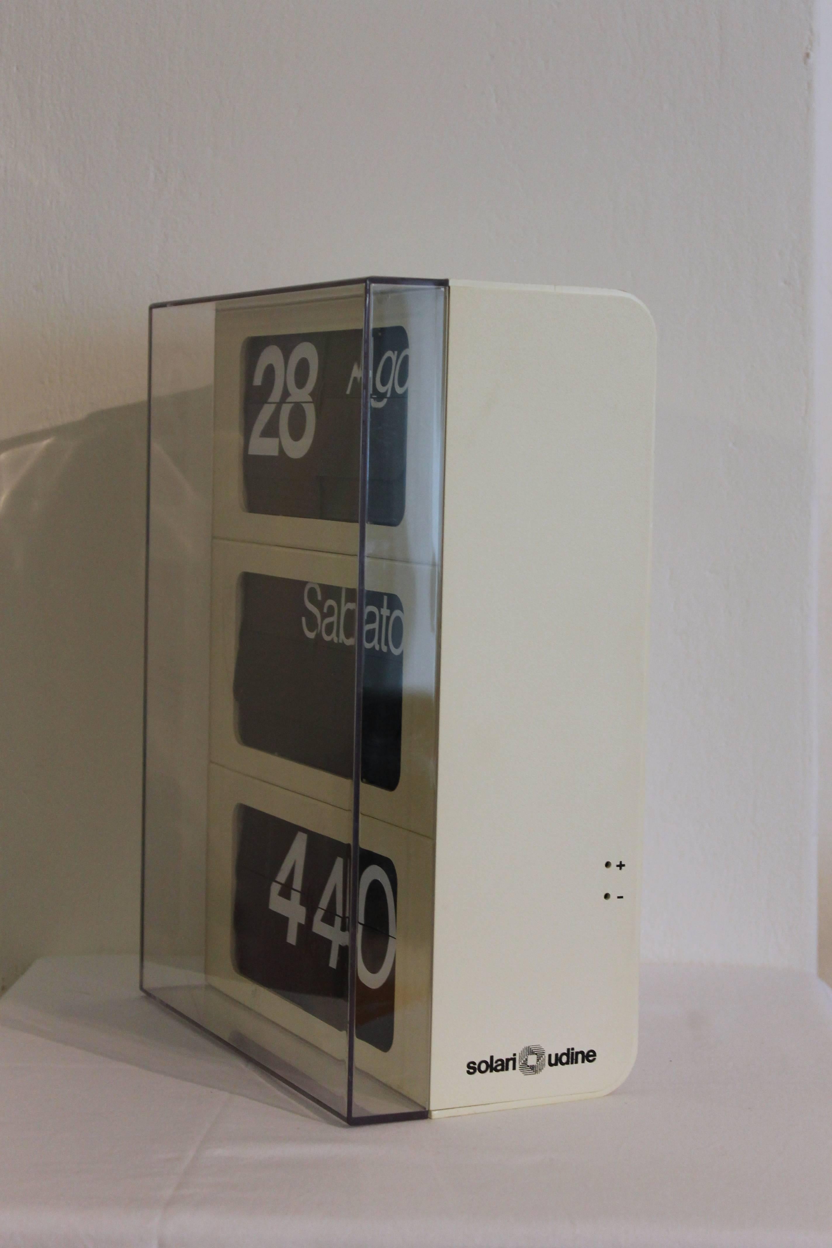 Dator 6041 clock, by Solari Udine, dated 1991.