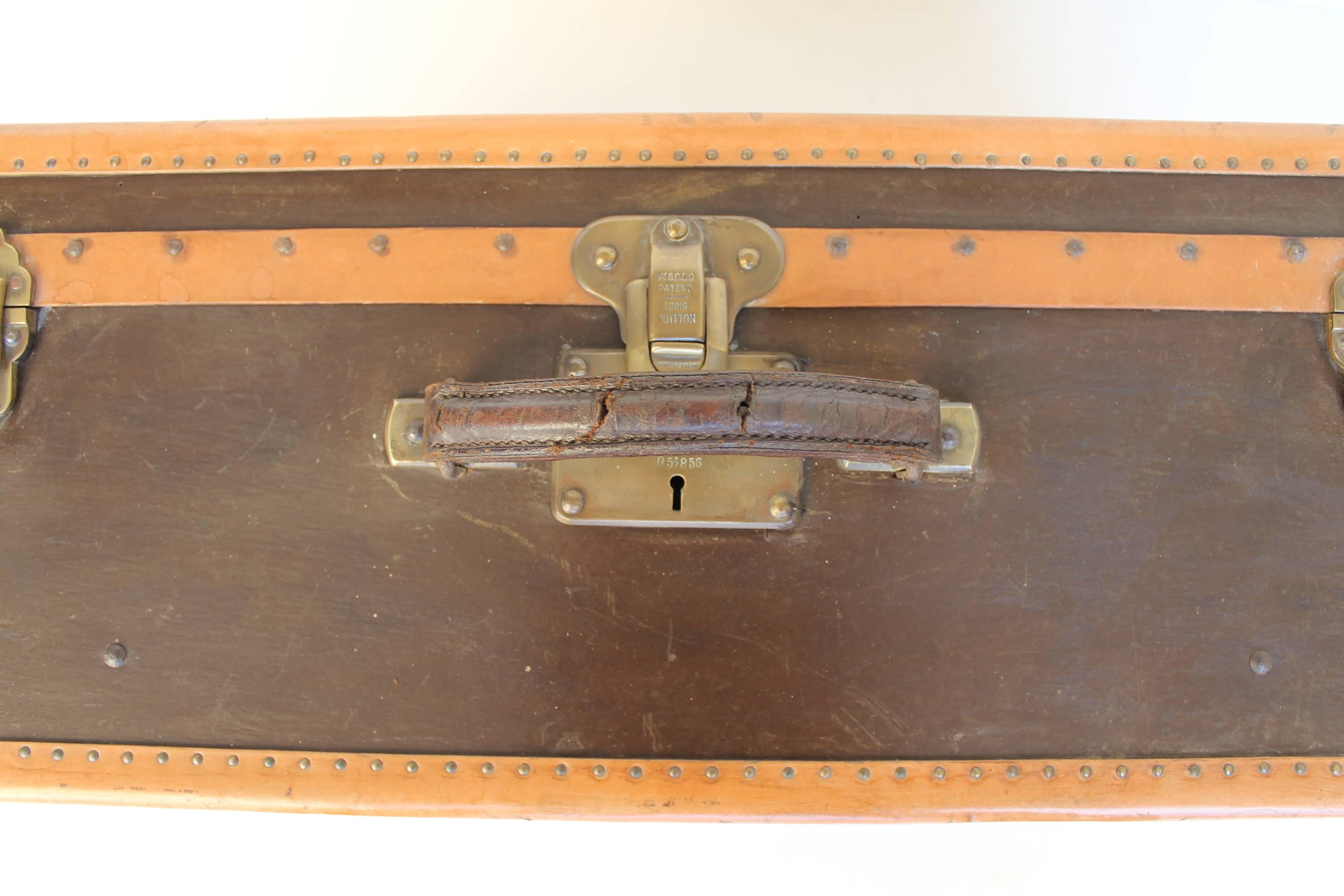 Louis Vuitton Early 20th Century Luggage Suitcase Brown Leather Brass Locks  For Sale 1