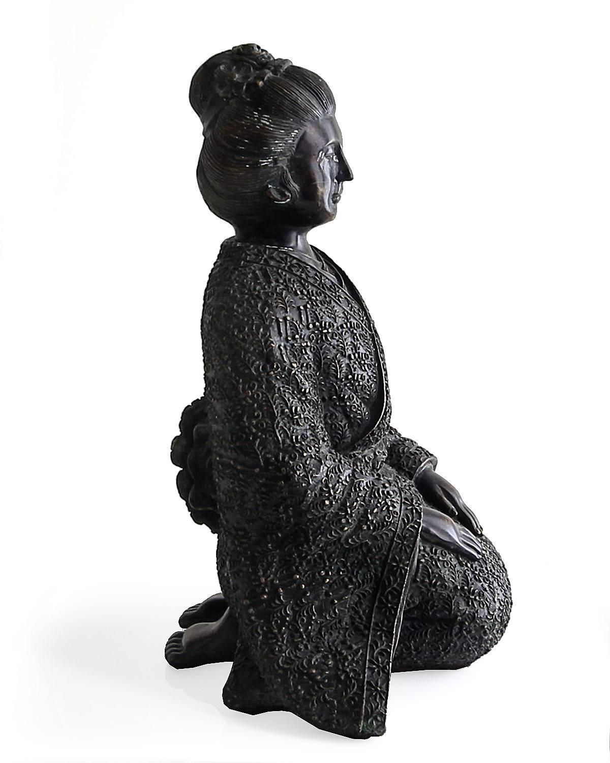 Pair of Maitland-Smith Japanese Bronze Figures, Samaraui and Geisha In Good Condition In Houston, TX