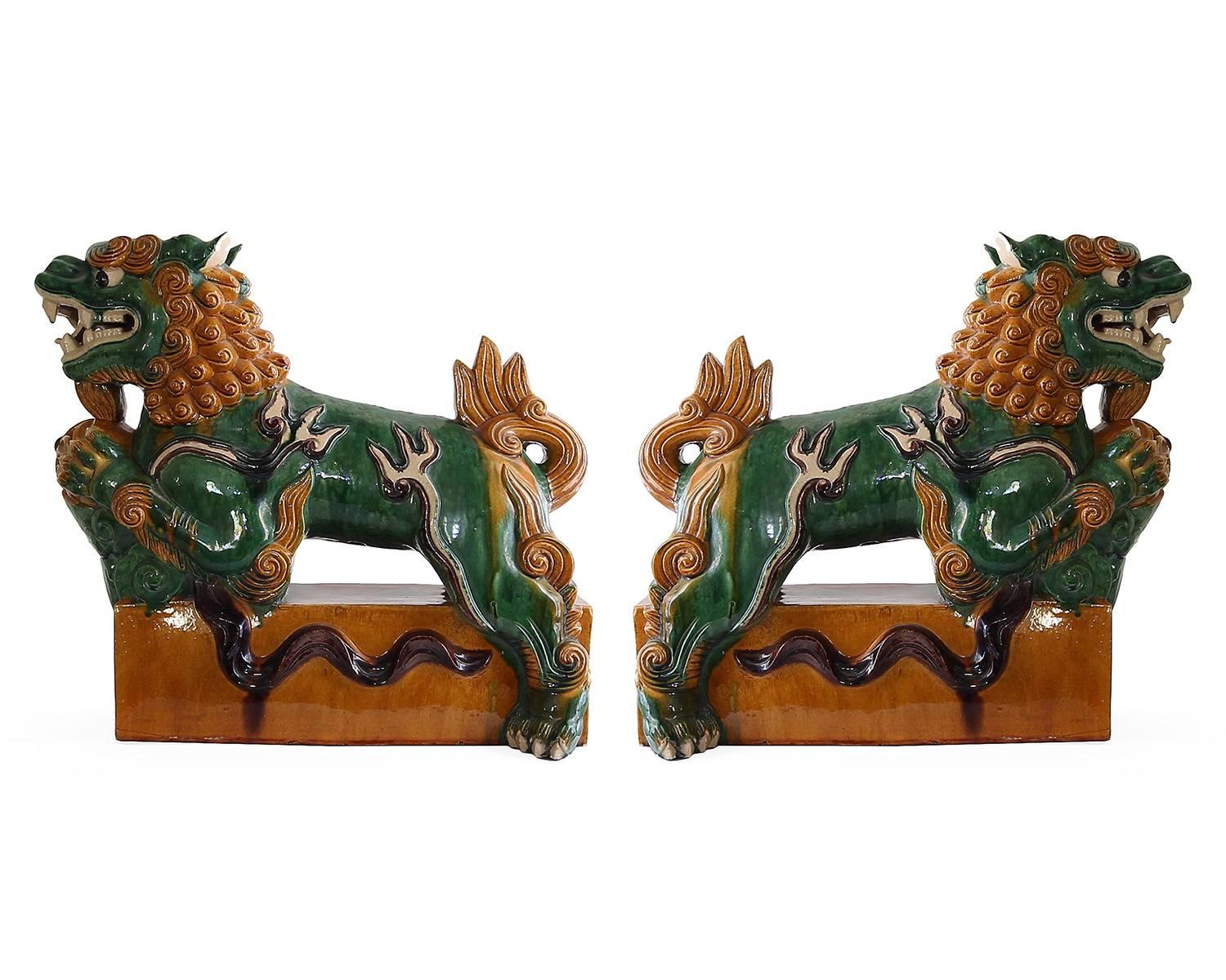 Pair of Oversize Chinese Sancai Glazed Food Dogs on Pedestals In Good Condition For Sale In Houston, TX