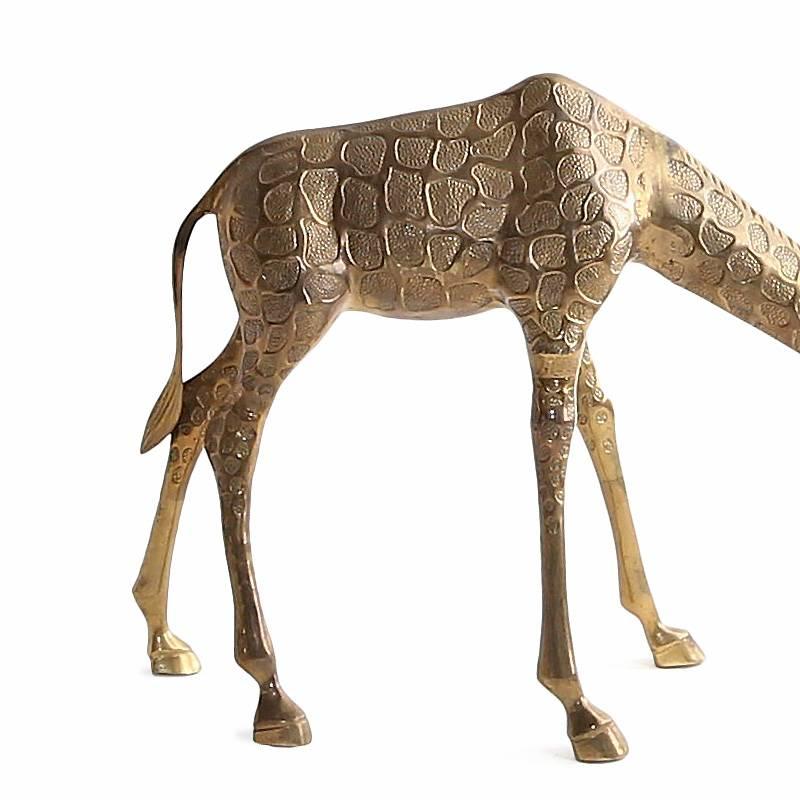 Unknown Vintage Medium Sized Cast Bronze Giraffe Sculpture in High Detail Relief For Sale