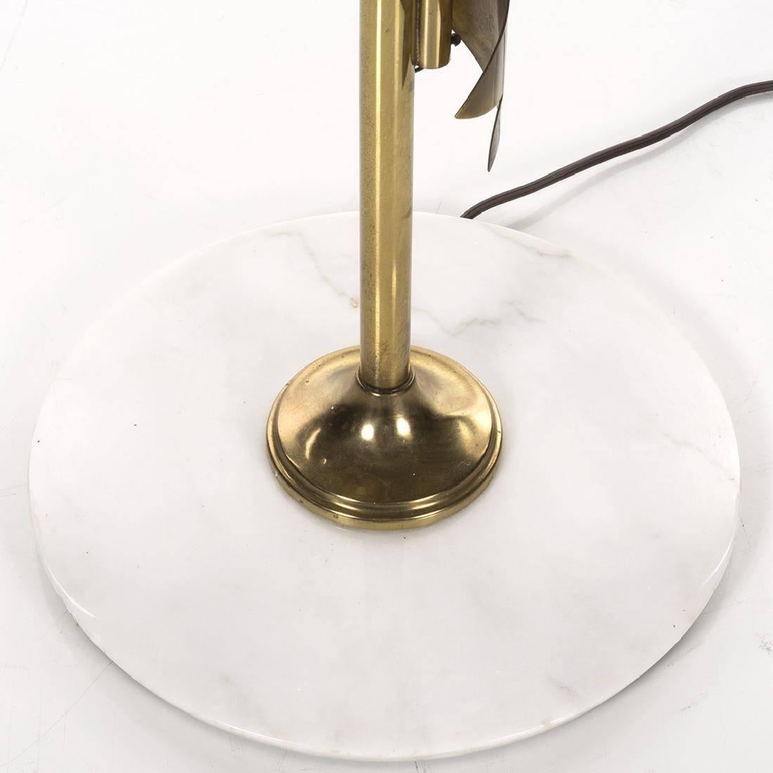 Mid-Century Modern Fully Restored Pair of Brass and Marble Floor Lamps by Stilnovo, circa 1960s For Sale