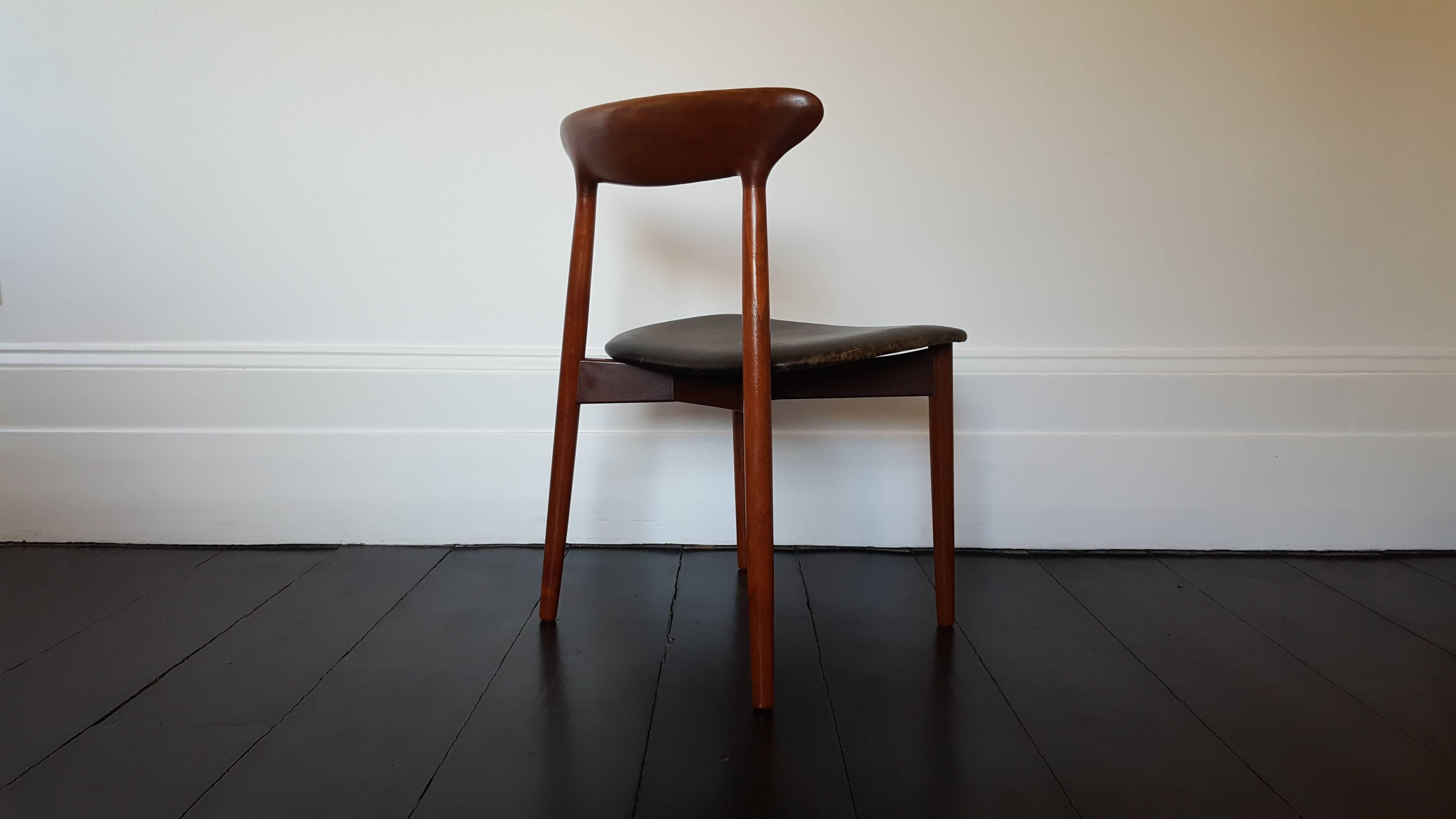 Beautiful Harry Østergaard for Randers Møbelfabrik, model 59 chair produced in the 1960s

We ship globally! Please contact to discuss.