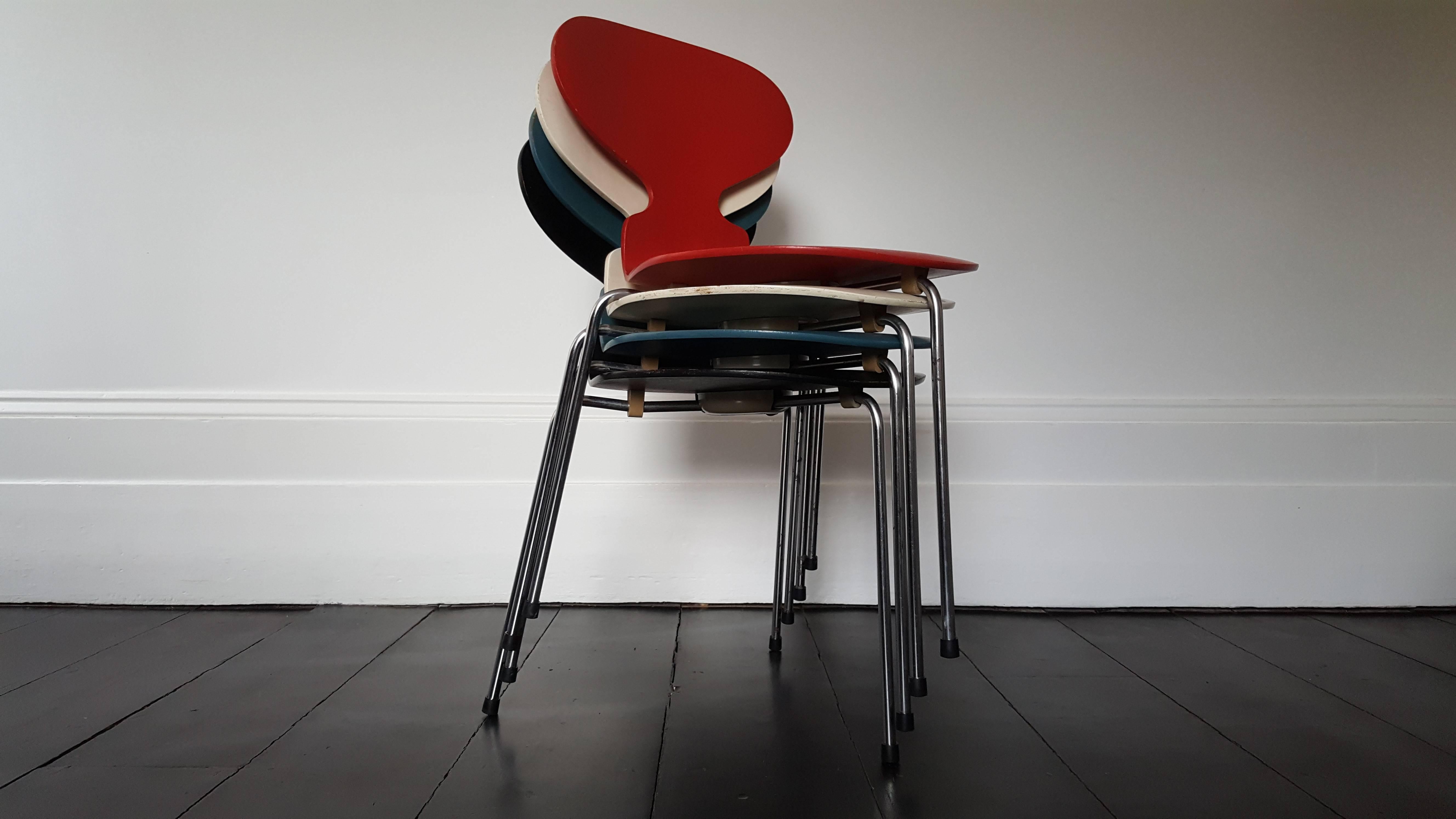 Model 3100 'Ant' Chairs by Arne Jacobsen for Fritz Hansen, Designed 1952 In Fair Condition In London Road, Baldock, Hertfordshire