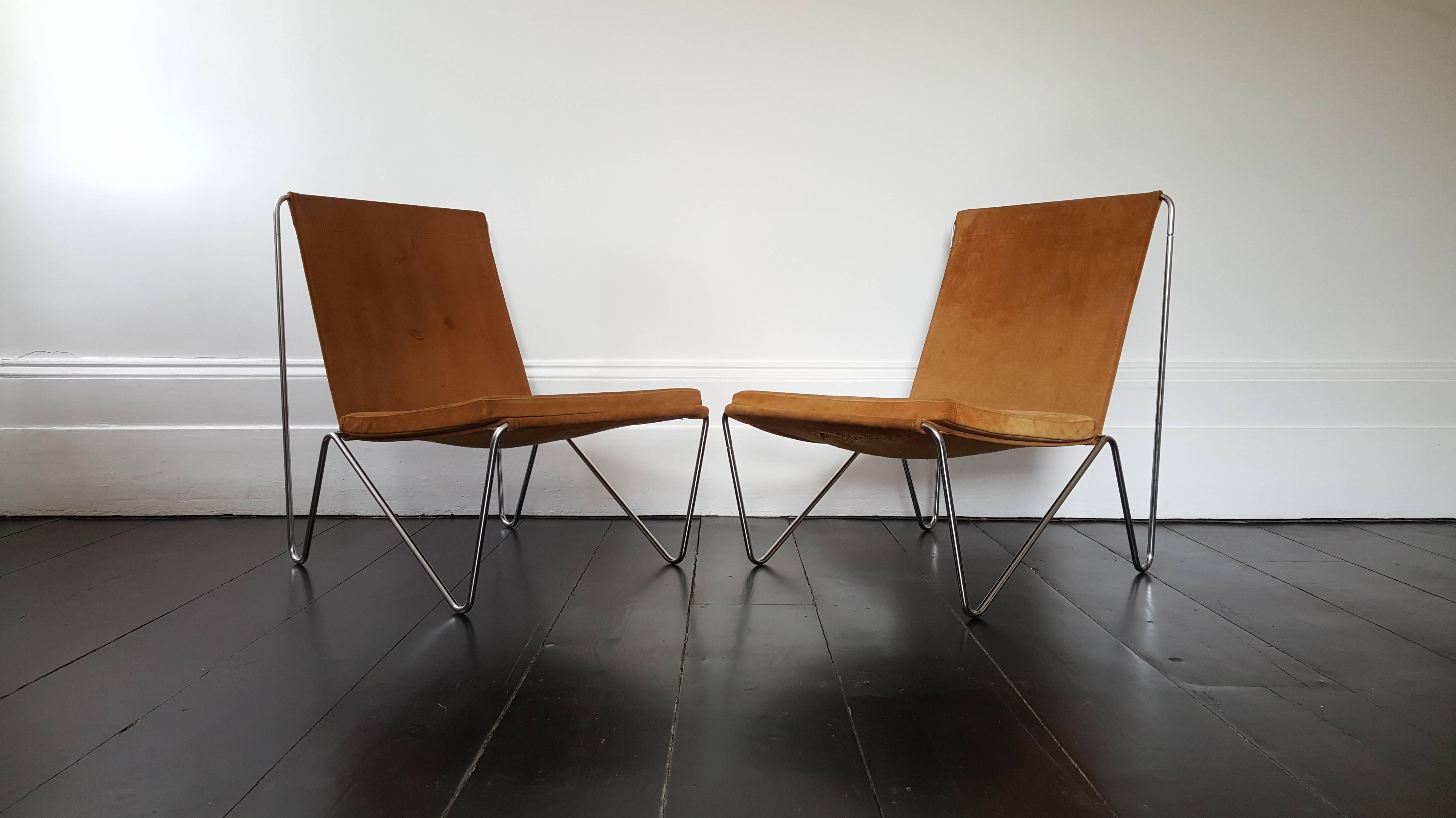Verner Panton 'Bachelor' Easy Chairs, Manufactured by Fritz Hansen, Denmark In Good Condition In London Road, Baldock, Hertfordshire