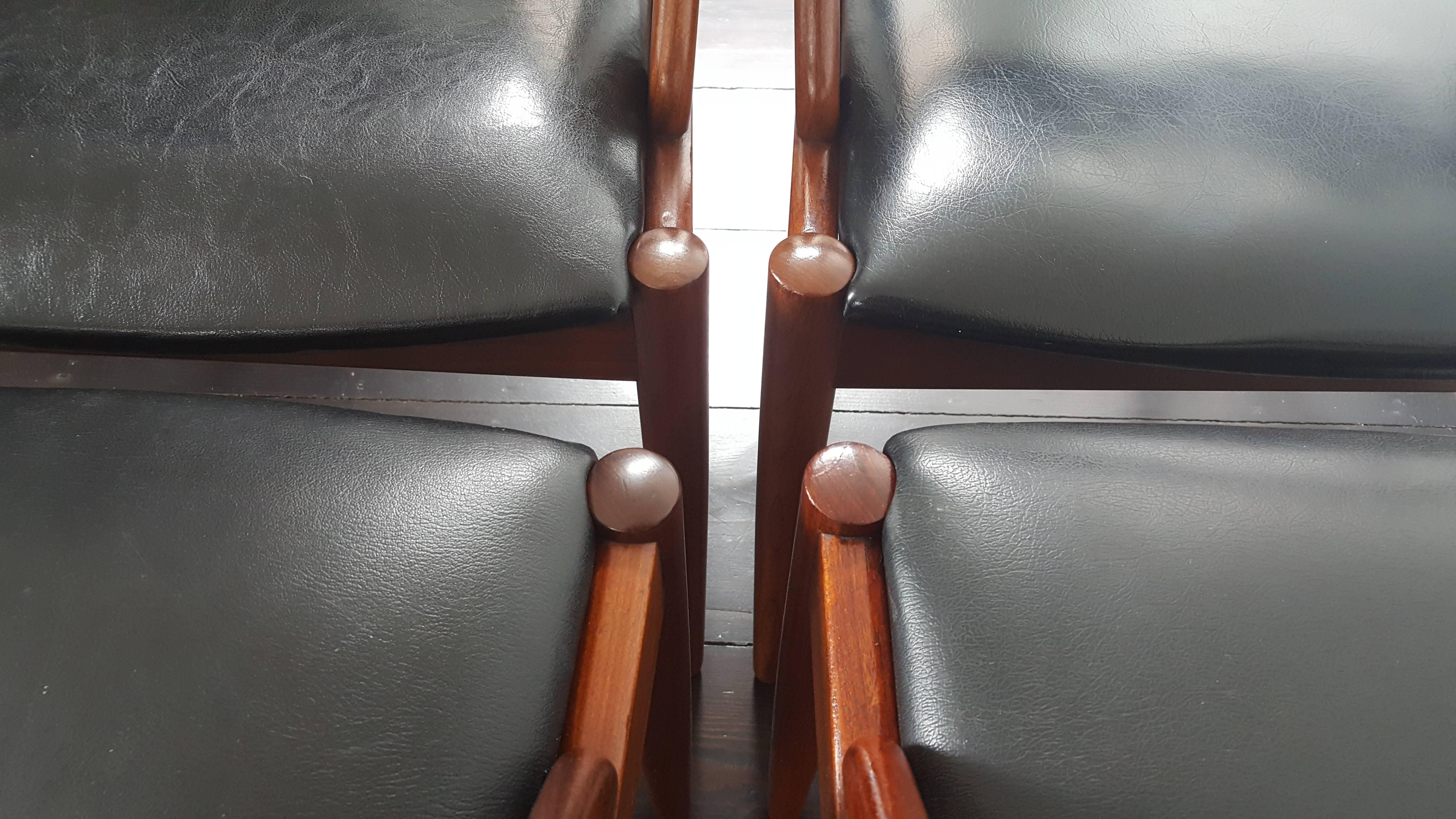 Four Kai Kristiansen Model 31 Teak 'A' Frame Dining Chairs for Schou Andersen 2