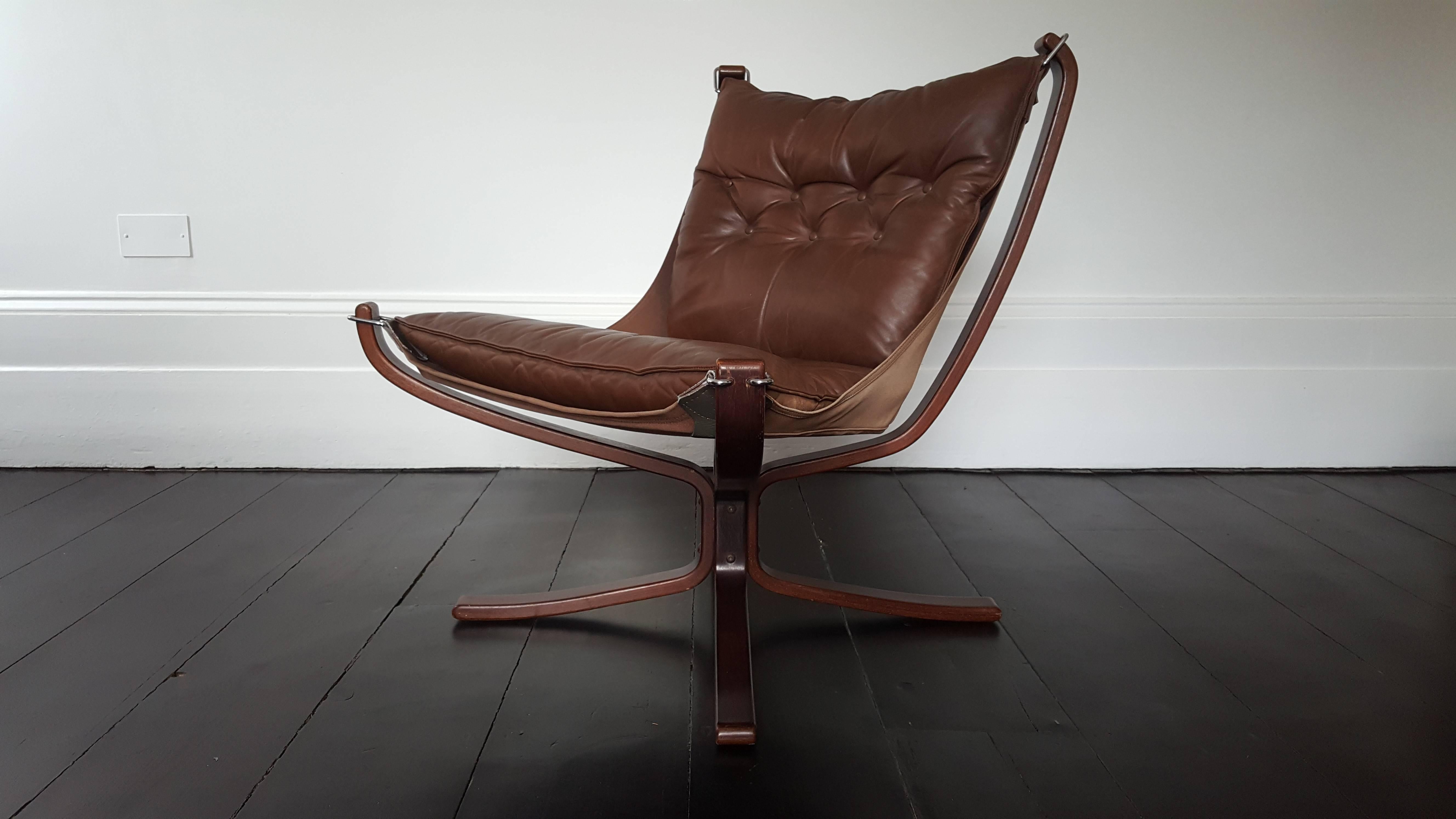 Iconic Vintage 1970s Sigurd Ressell Designed Low-Backed X-Framed Falcon Chair 1