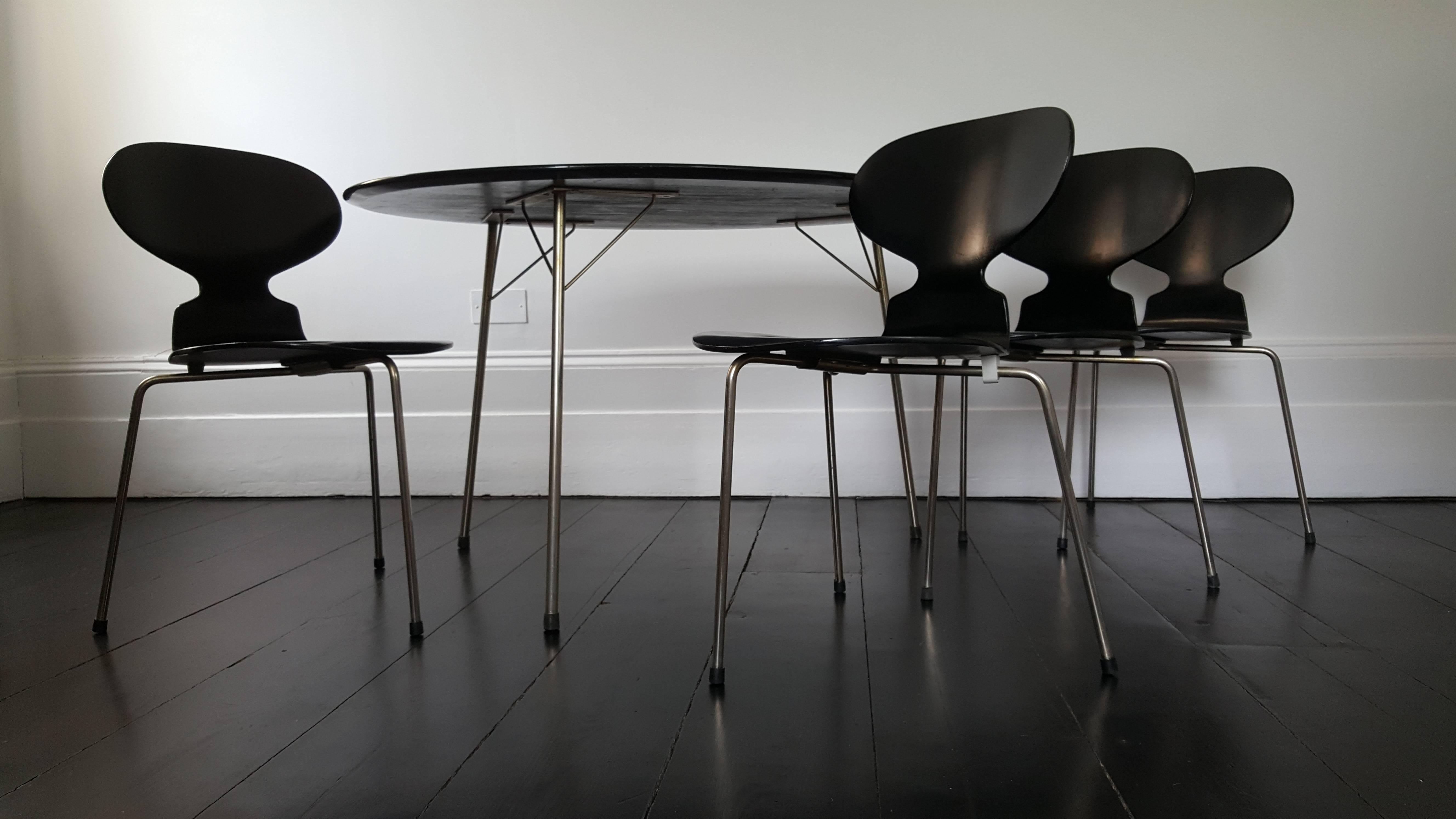 Danish Arne Jacobsen Egg Table and Four 
