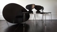 Arne Jacobsen Egg Table and Four "Ant" Chairs for Fritz Hansen