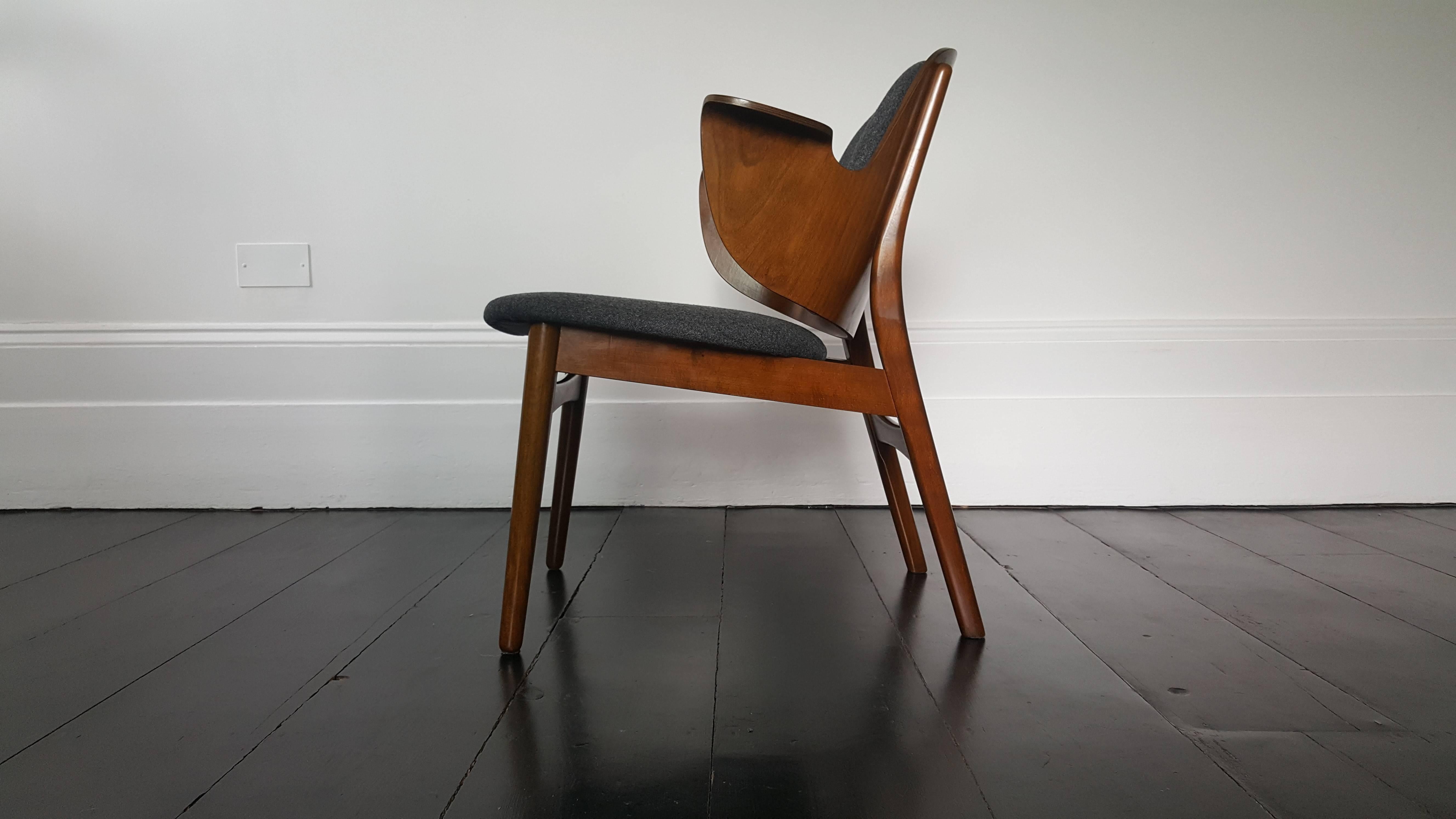 Mid-Century Modern Hans Olsen Lounge Shell Chair Model 107 for Bramin Mobler, Denmark, 1950s