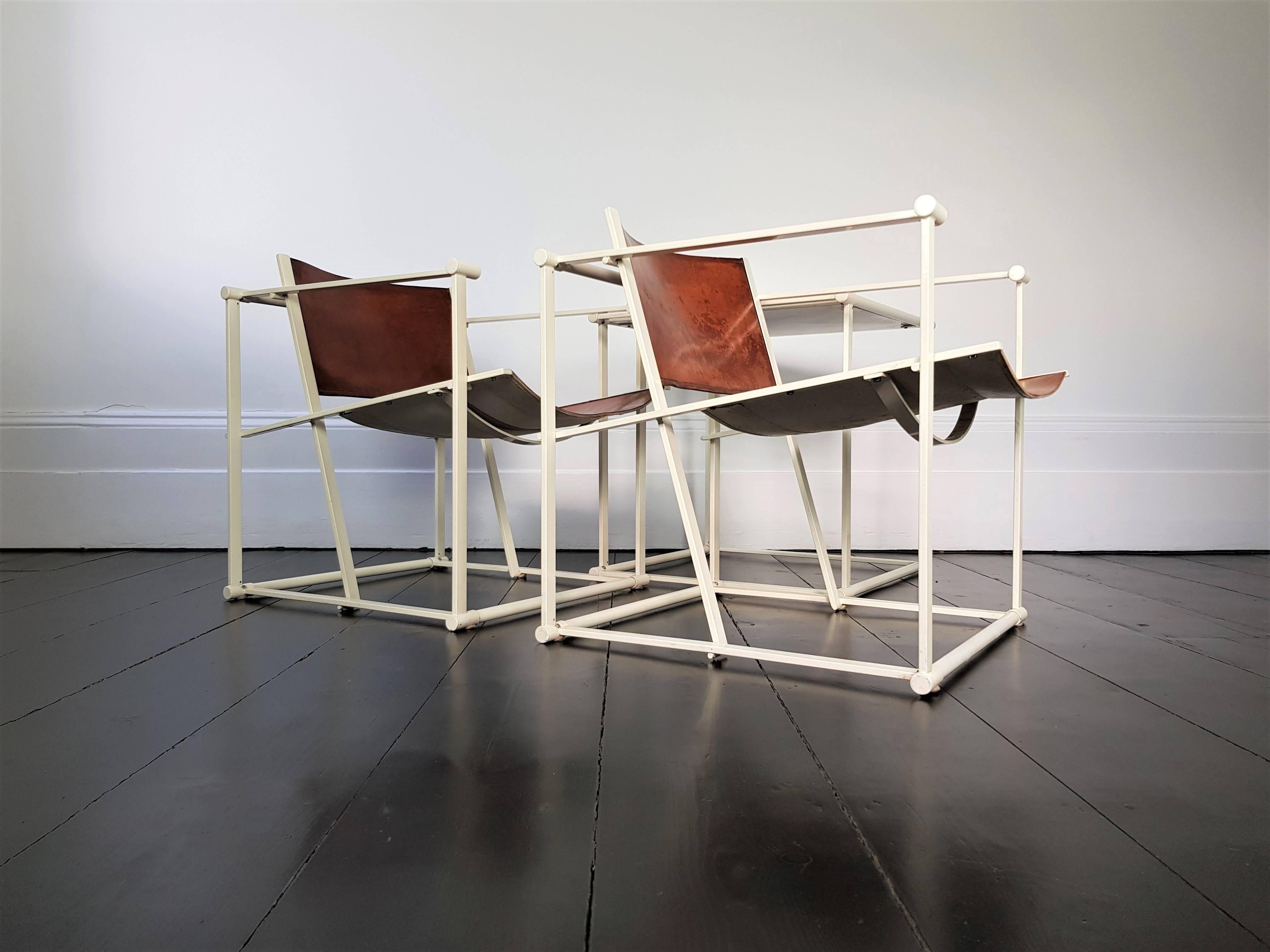 Pair of FM62 Chairs and Side Table by Radboud Van Beekum for Pastoe 1
