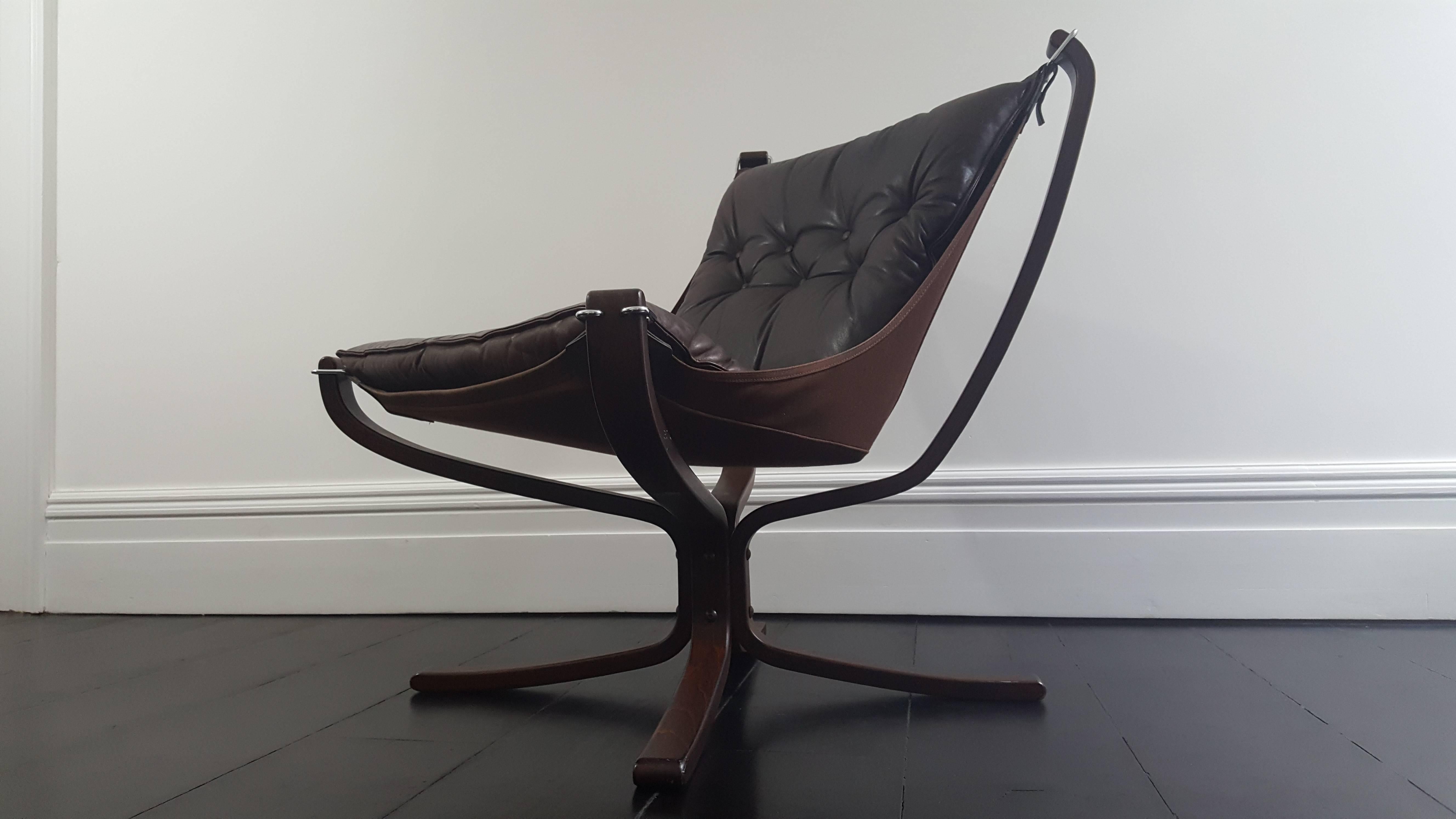 Scandinavian Modern Vintage Low-Backed X-Framed Falcon Chair by Sigurd Ressell for Vatne Mobler