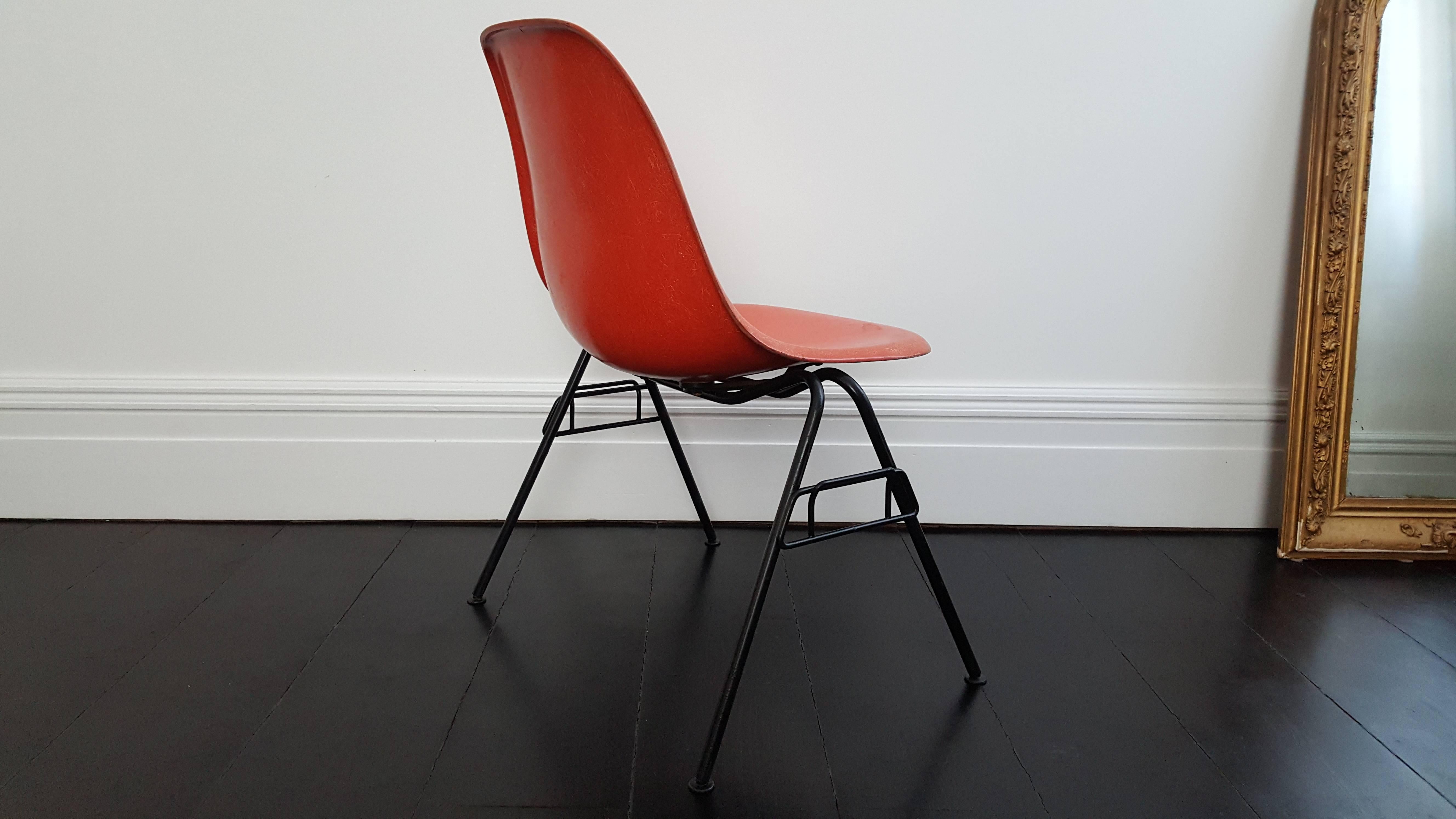 Mid-Century Modern Vintage Charles & Ray Eames DSS Stacking Chairs for Herman Miller