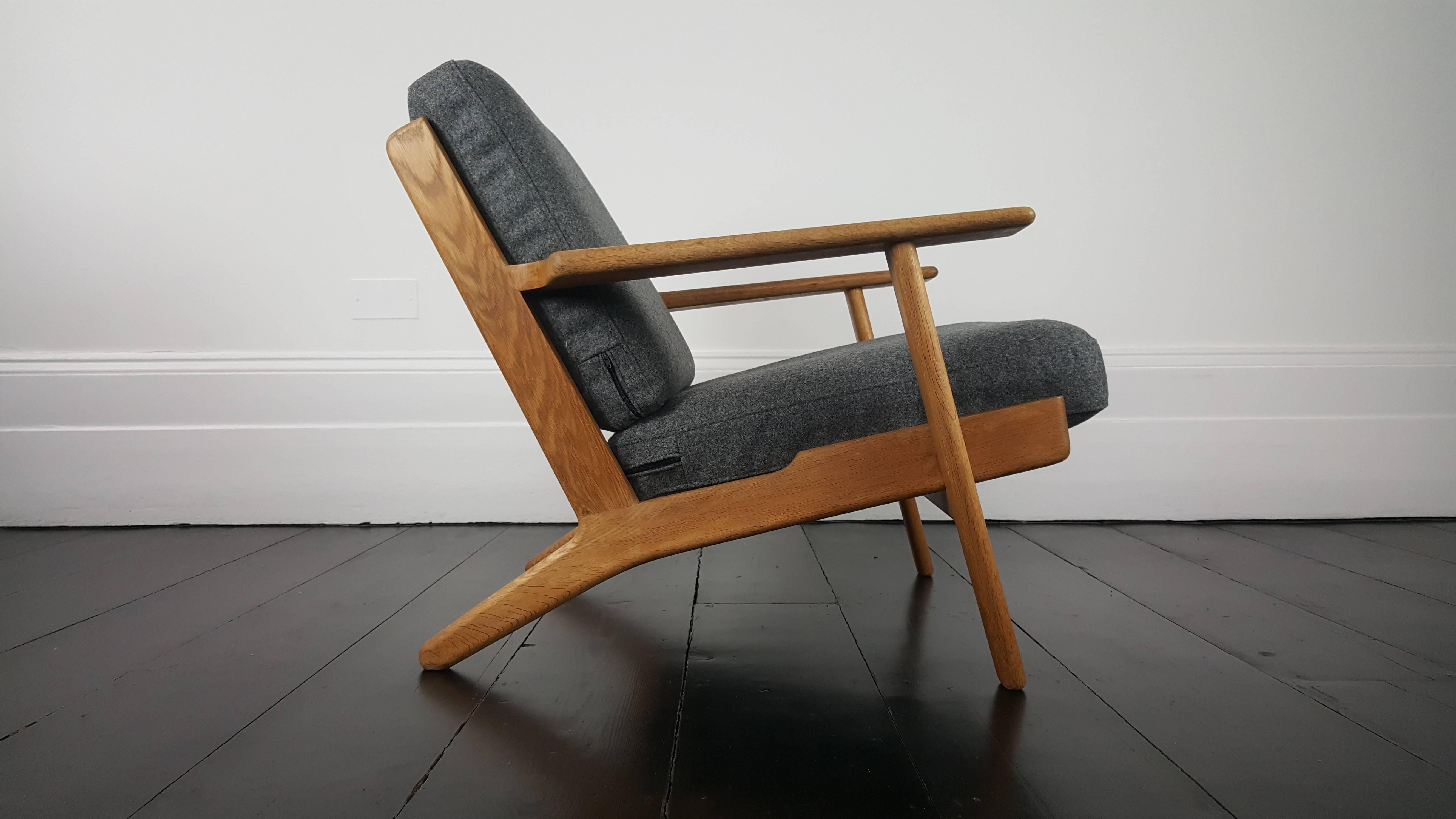 Mid-Century Modern Original Vintage Hans Wegner GE290 Armchair for GETAMA, Denmark, 1950s