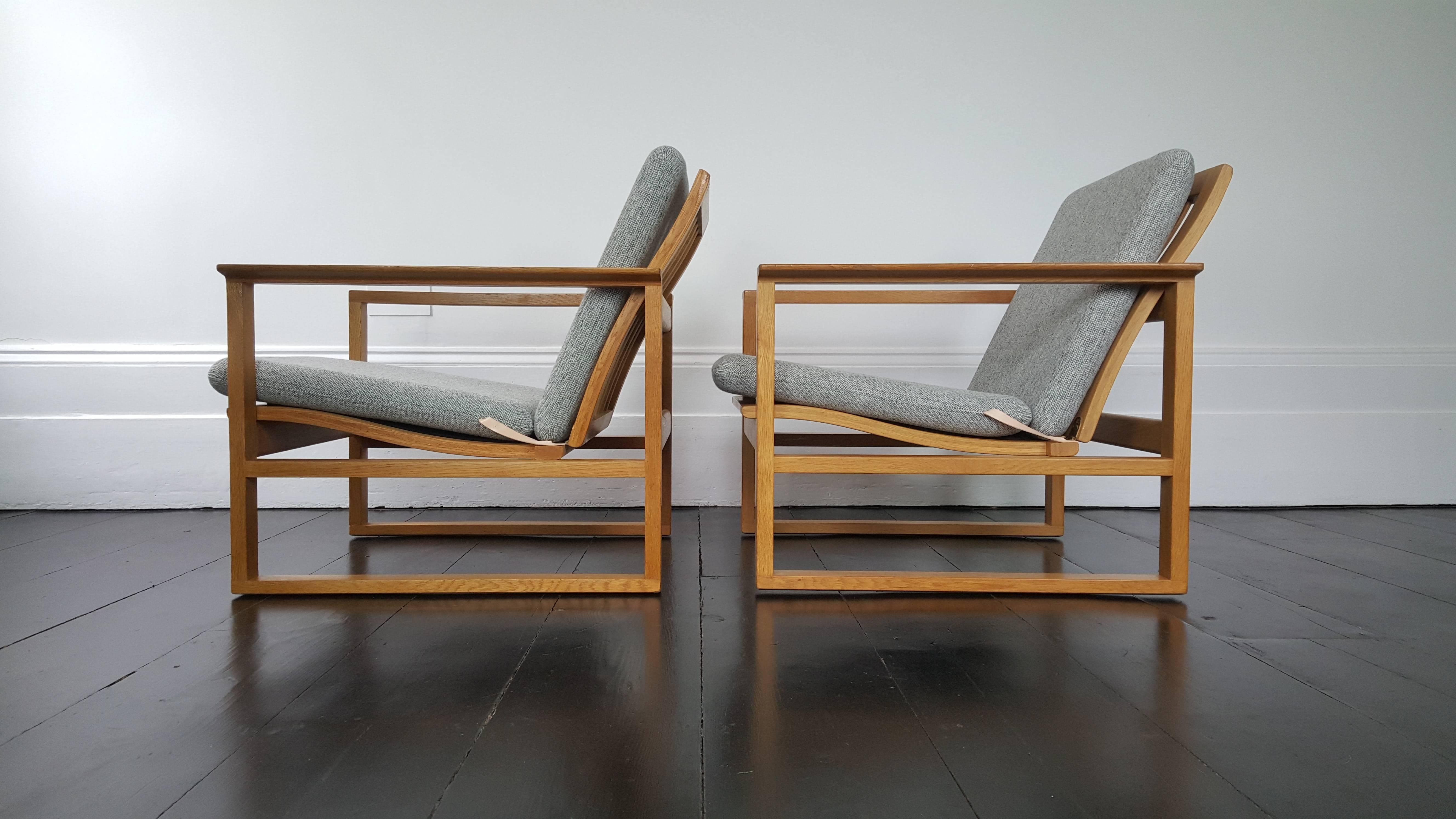 Mid-Century Modern Børge Mogensen Oak Lounge Sled Chairs Designed 1956 for Frederica Stolefabrik