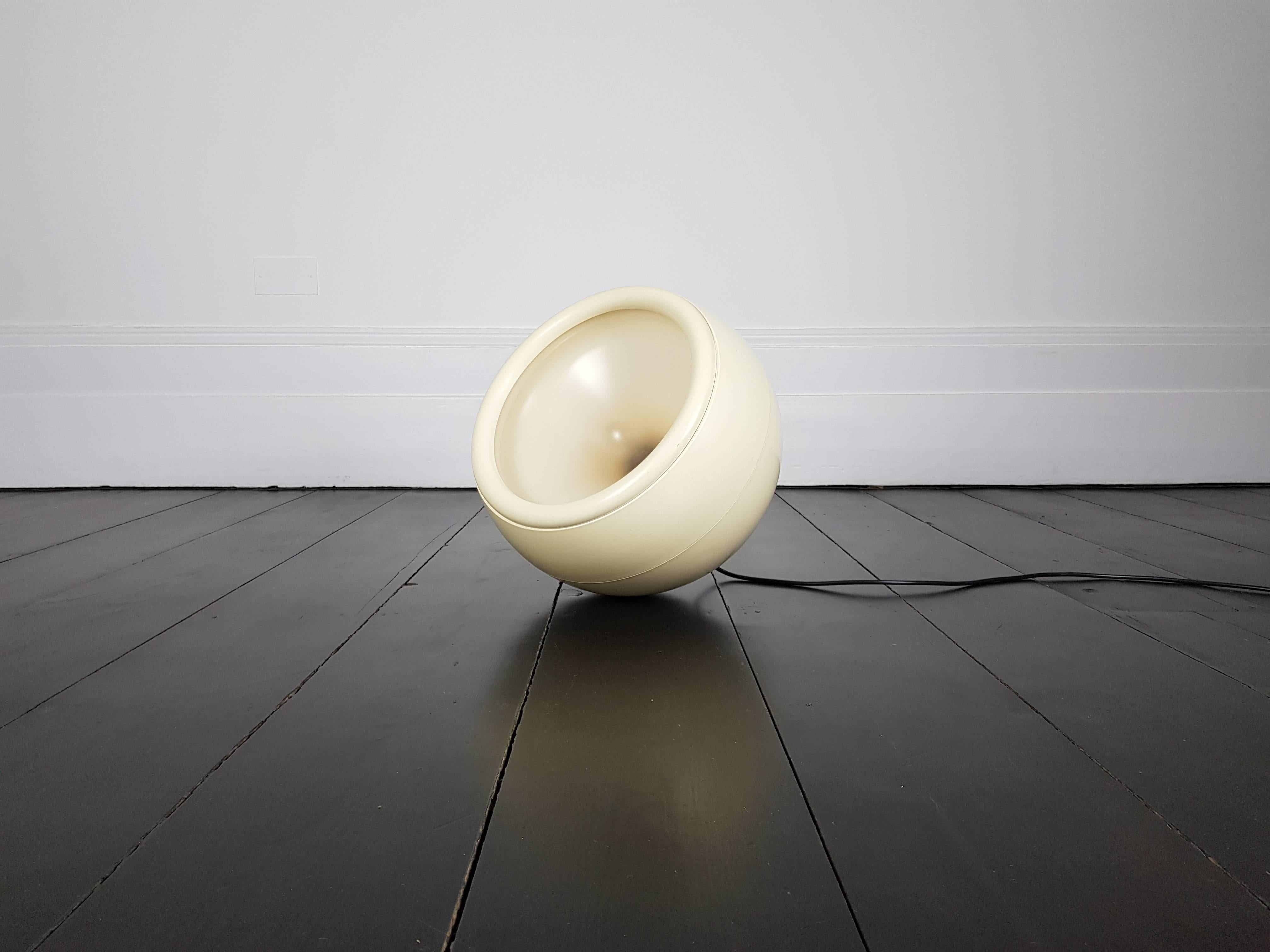 Plastic 'Pallade' Floor Lamp by Studio Tetrarch for Artemide, Designed in 1968