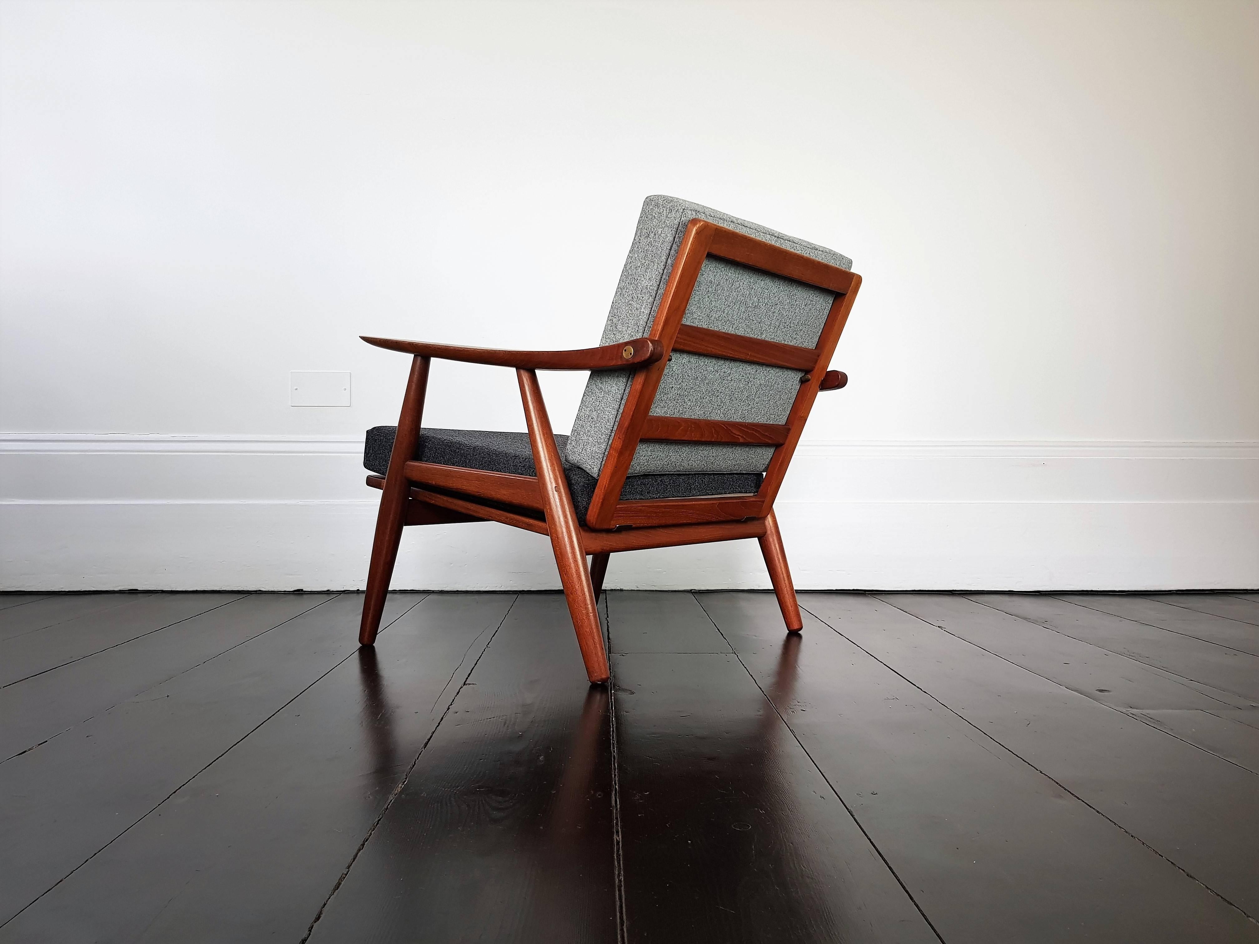 Mid-Century Modern Hans J. Wegner GE-270 lounge Chair for GETAMA, Denmark, 1956