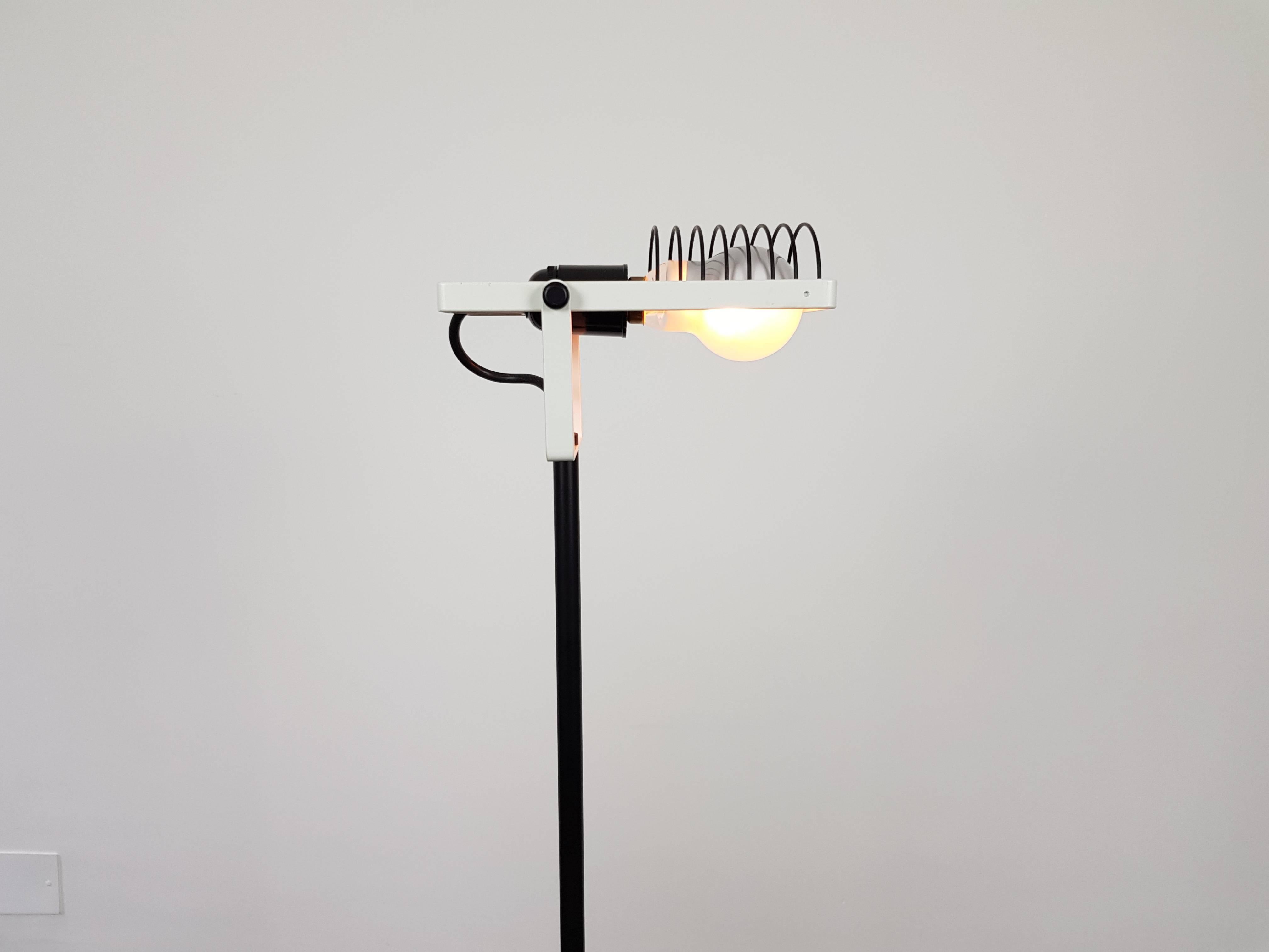 Rare First Edition Ernesto Gismondi Sintesi Terra White Lacquered Floor Lamp 1