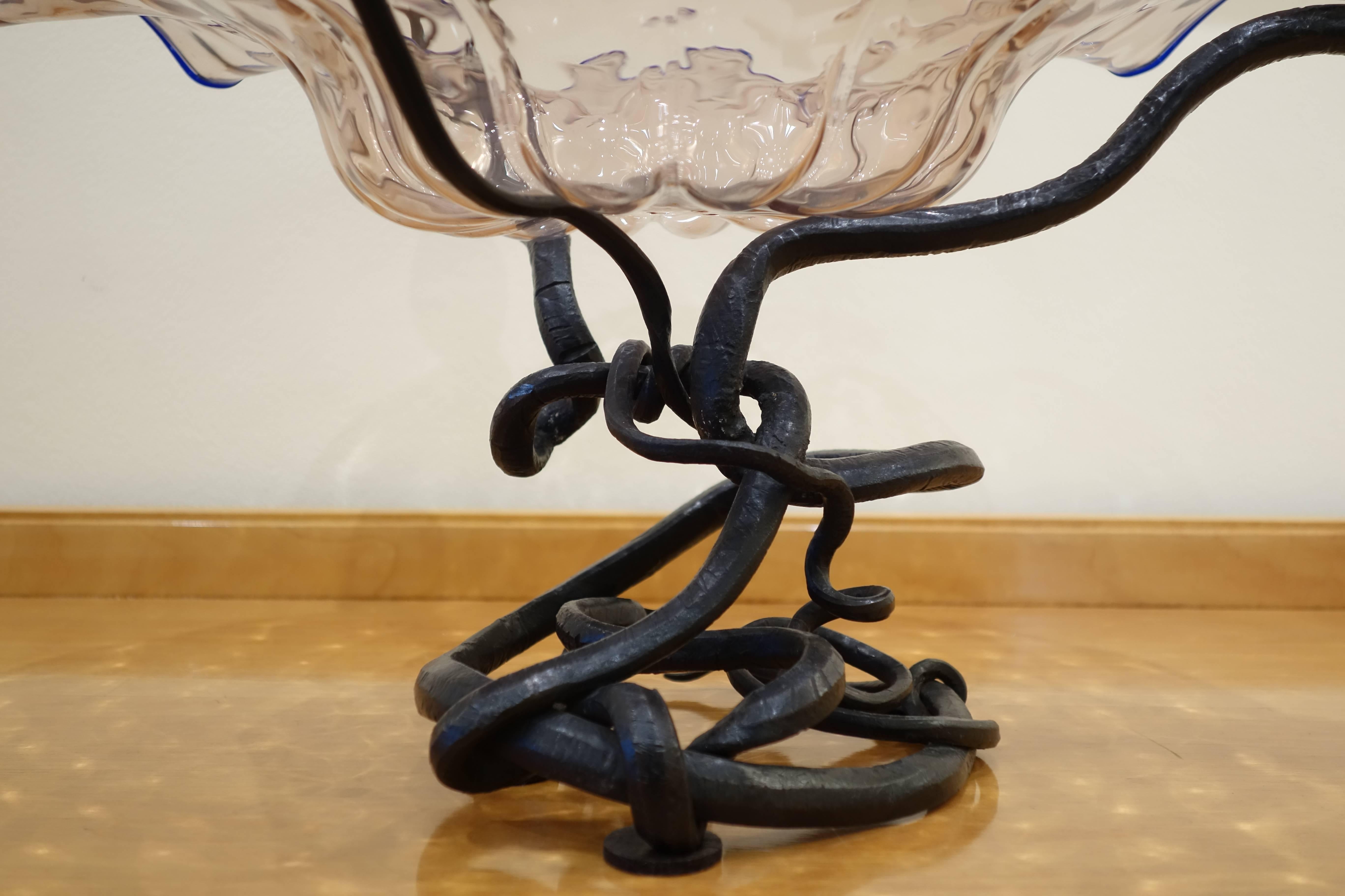 Early 20th Century Wrought Iron and Murano Glass Snake Tazza by Carlo Rizzarda, circa 1900 For Sale