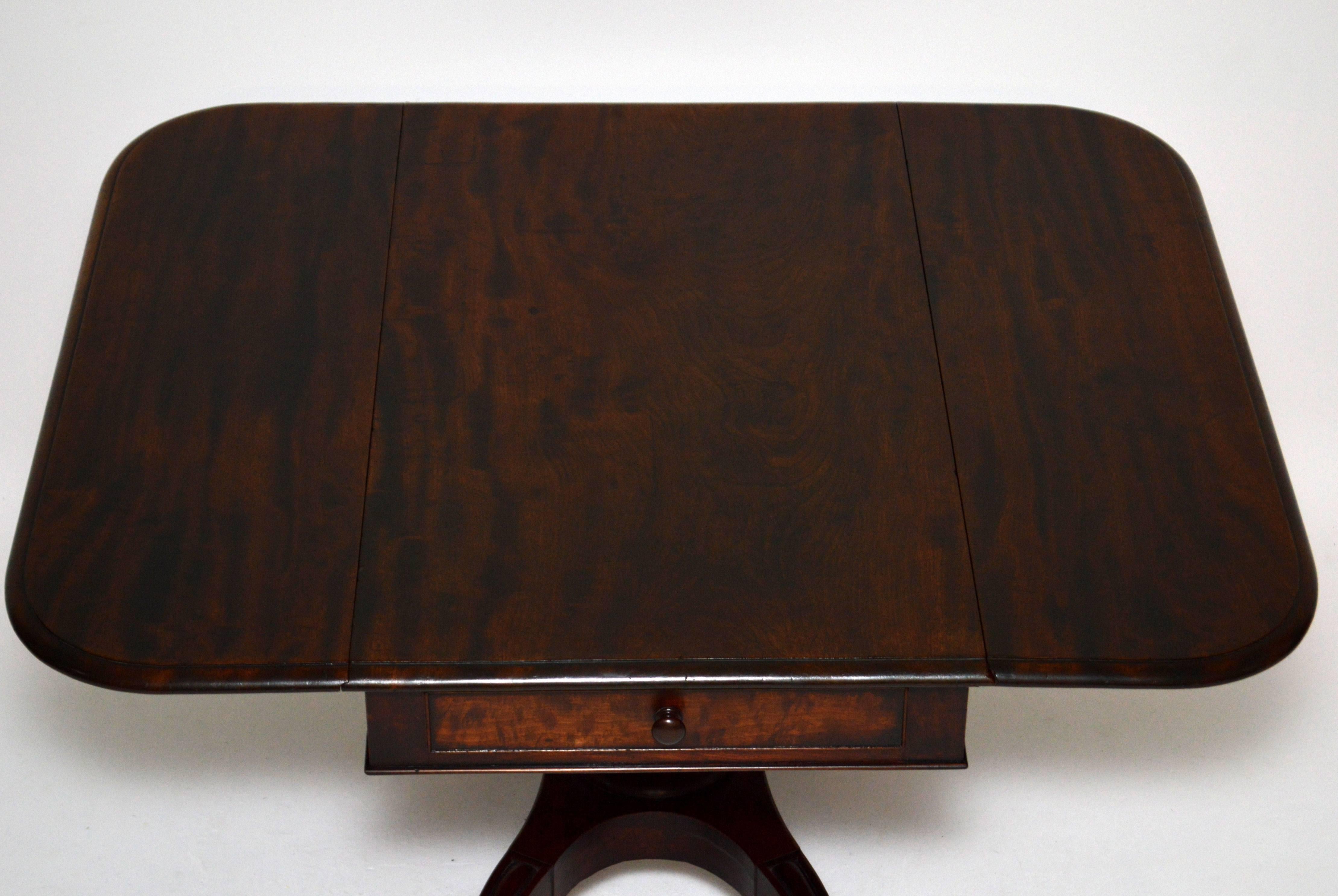 Early 19th Century Antique Regency Cuban Mahogany Pembroke Table