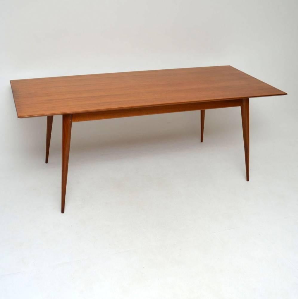 Retro Walnut Dining Table Vintage 1950s In Excellent Condition In London, GB