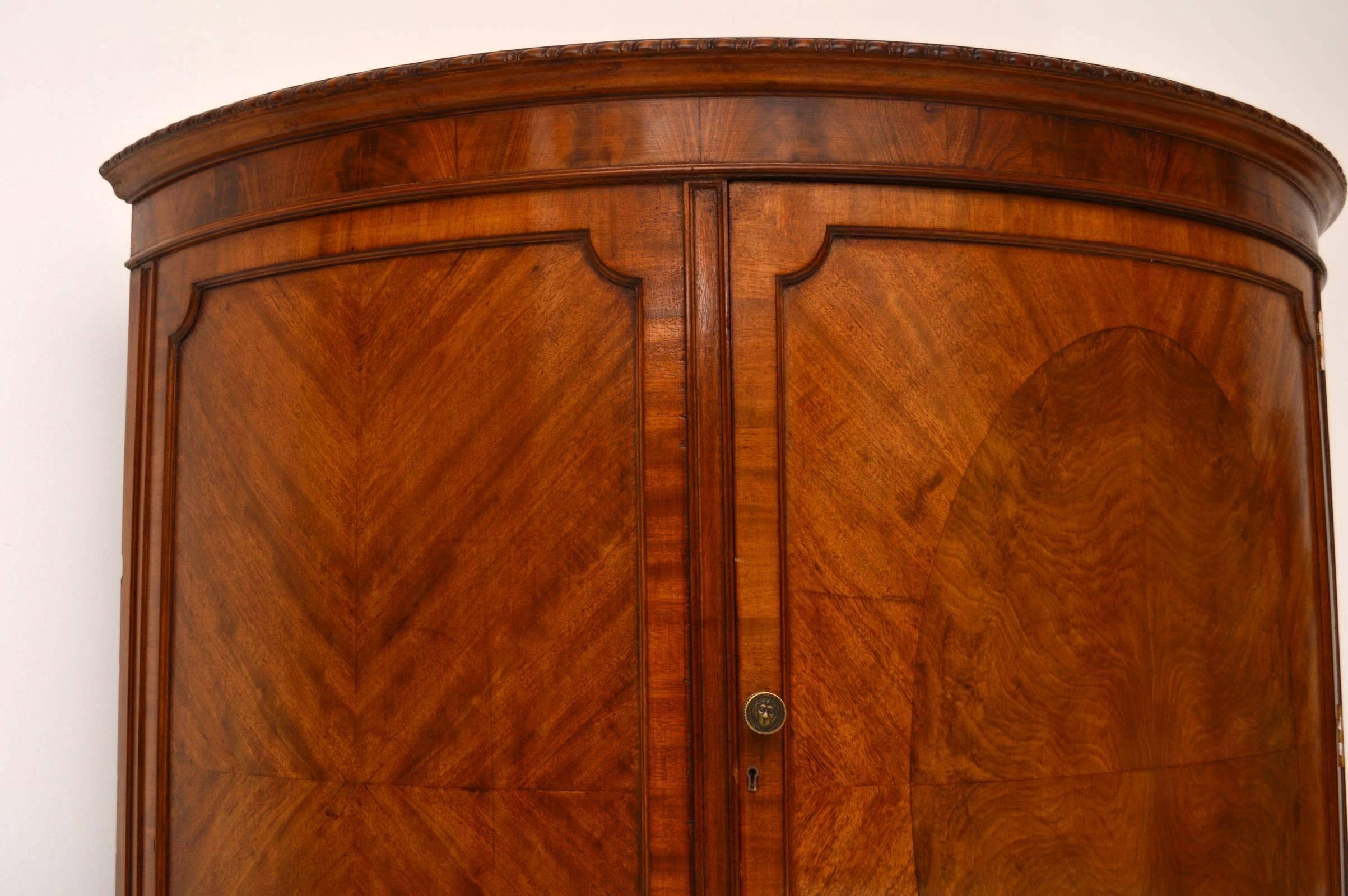 bow front cabinet