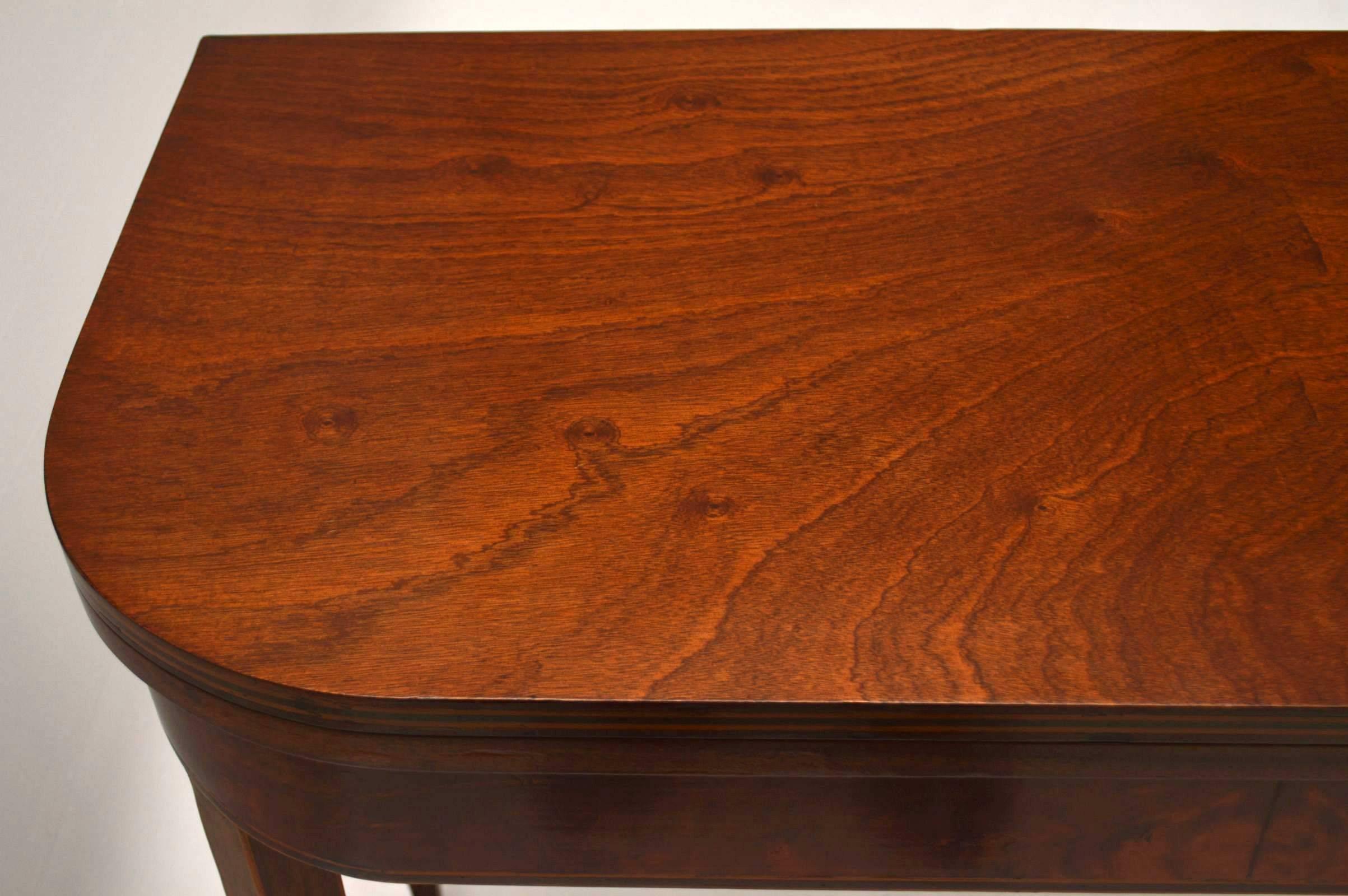 Antique Georgian Style Inlaid Mahogany Card Table In Excellent Condition In London, GB