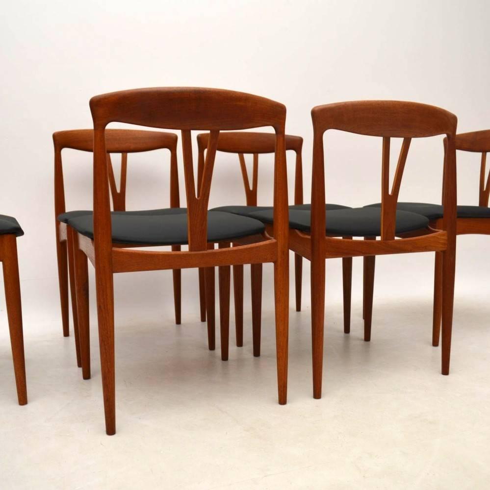 A very stylish and top quality set of six solid teak dining chairs, these were made in Denmark, they date from the 1960s. The condition is superb for their age, they are all nicely polished, clean, sturdy and sound, with only some extremely minor