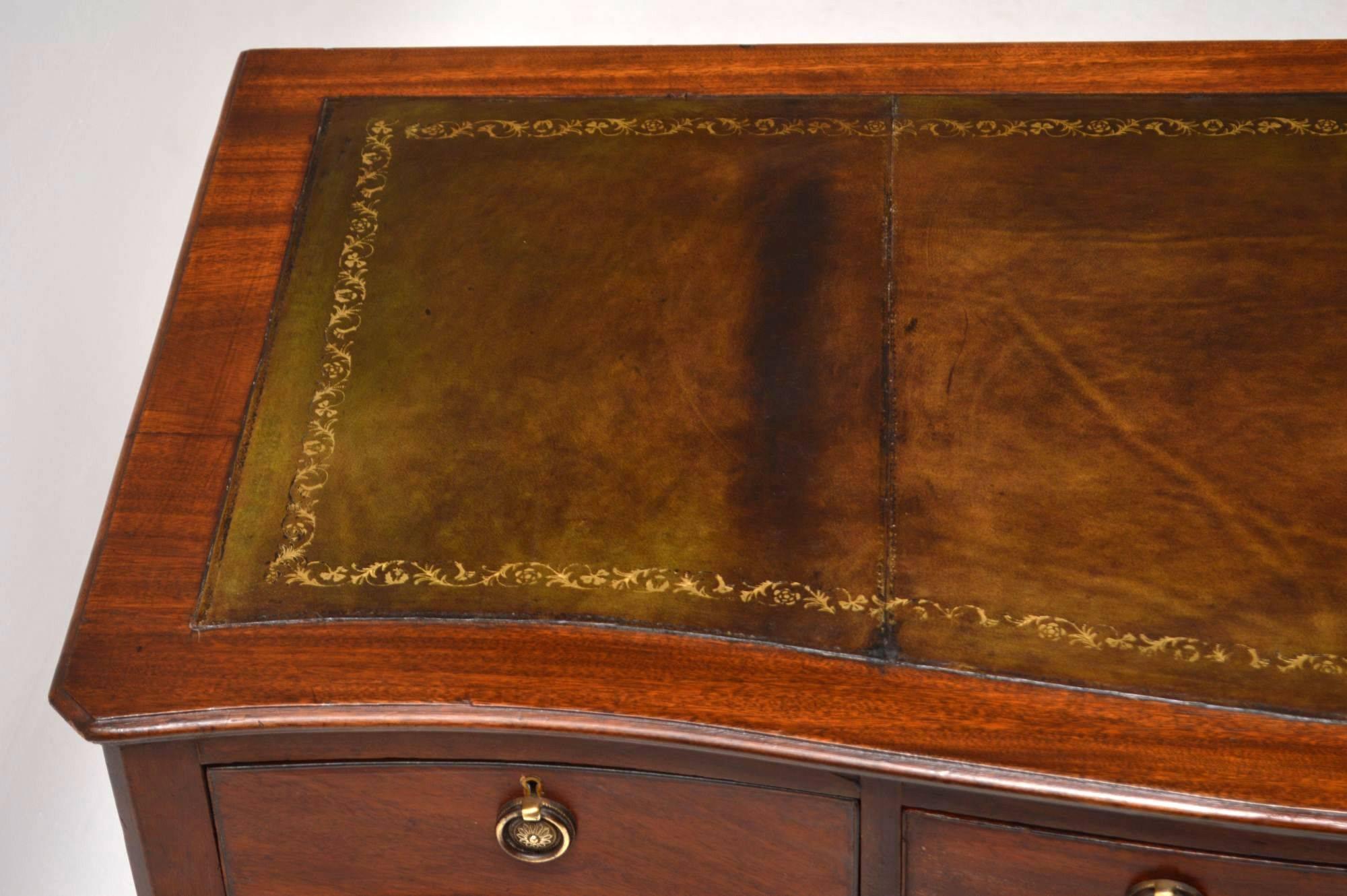 19th Century Antique Victorian Mahogany Leather Top Desk