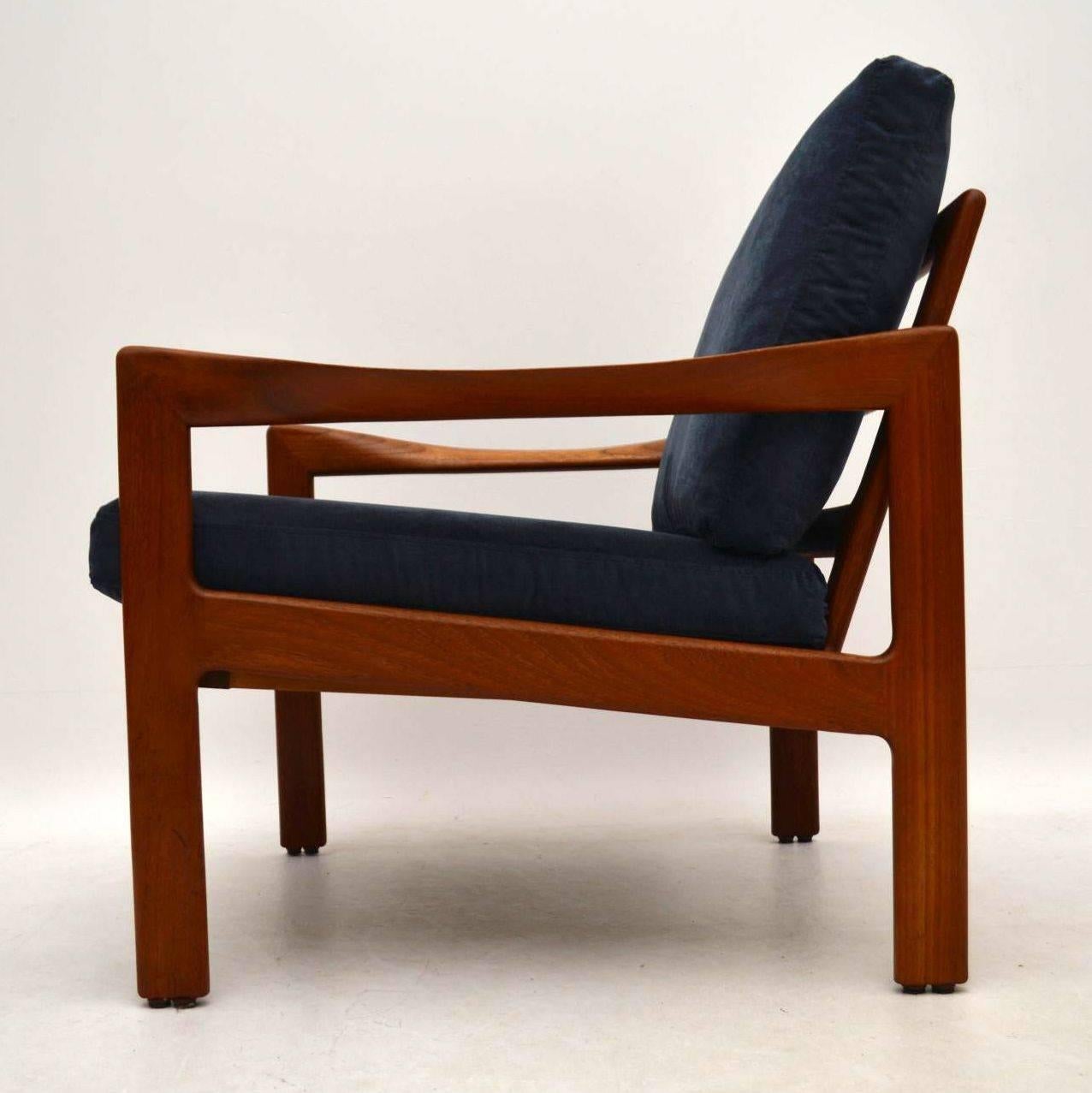 1960s Danish Teak Vintage Armchair by Illum Wikkelso for Niels Eilersen In Excellent Condition In London, GB