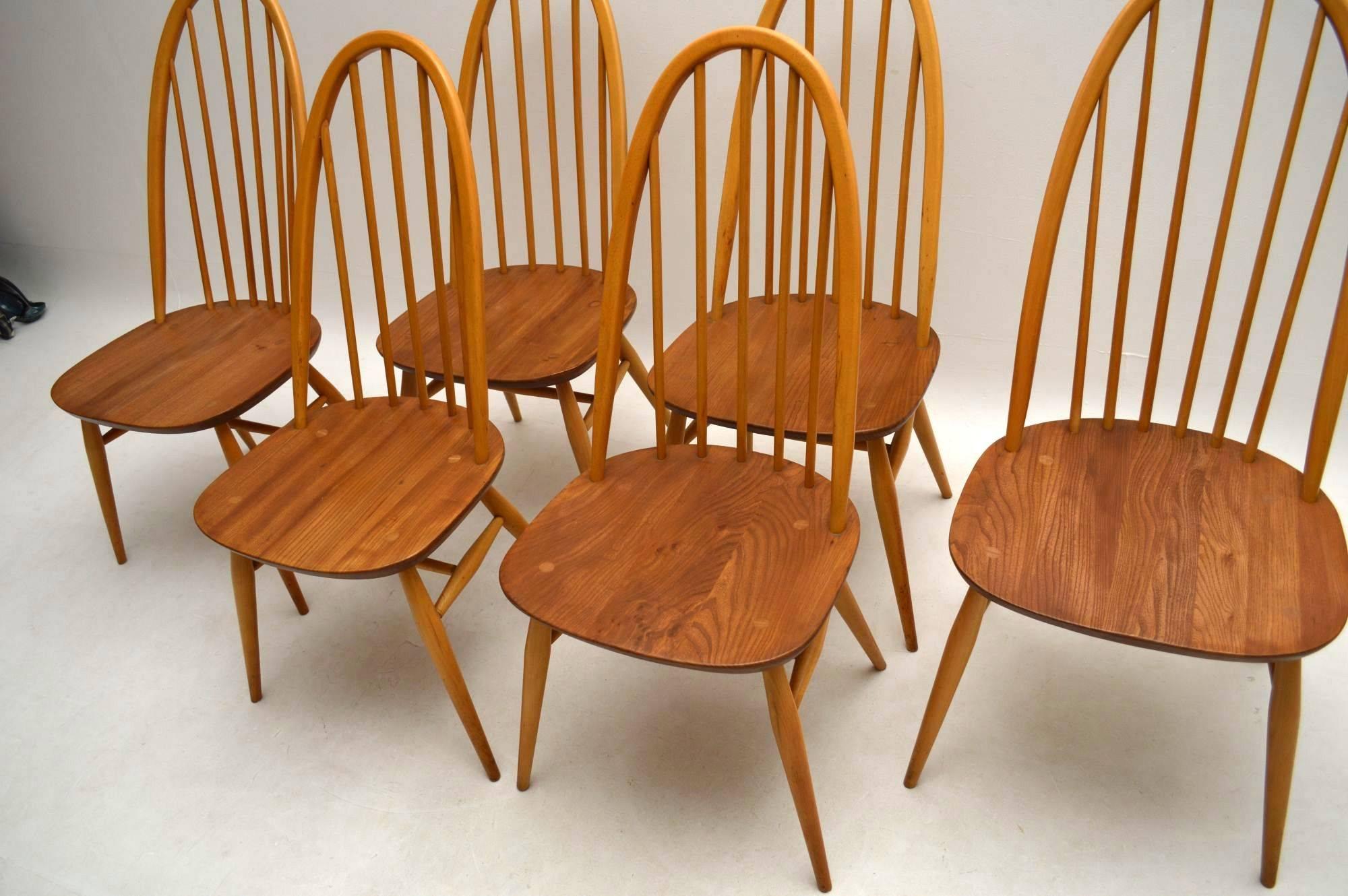 Mid-Century Modern 1960s Ercol Grand Windsor Dining Table and Six Chairs
