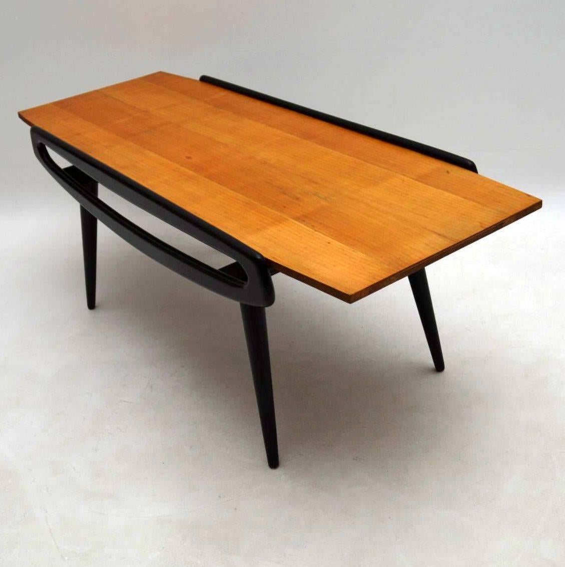 English Vintage 1950s, Italian Coffee Table in Sycamore and Ebonized Wood