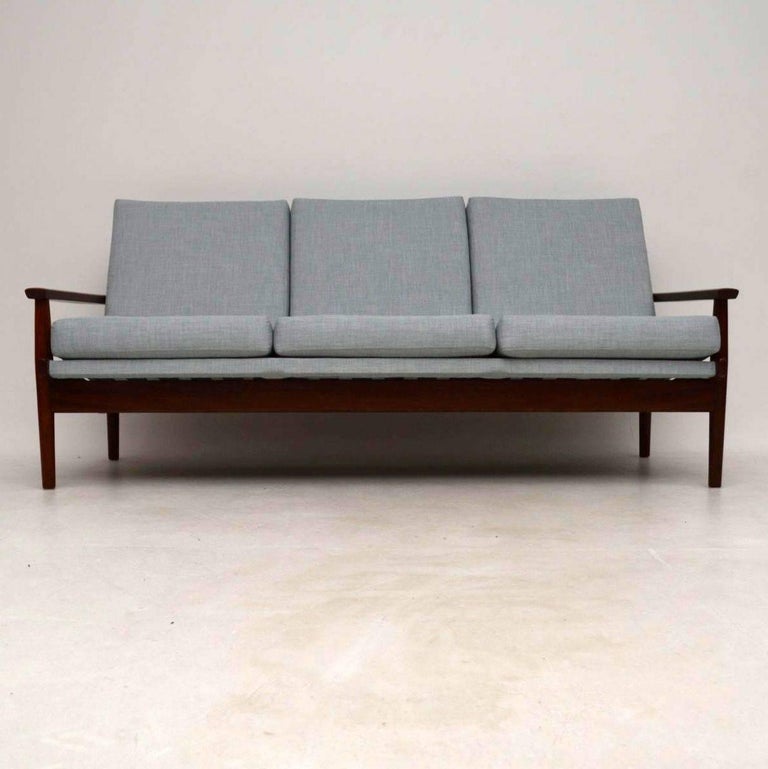1960s Danish Vintage Sofa In Afromosia At 1stdibs A Beautiful And Very Comfortable Vintage Danish Sofa This Dates From The 1960 S