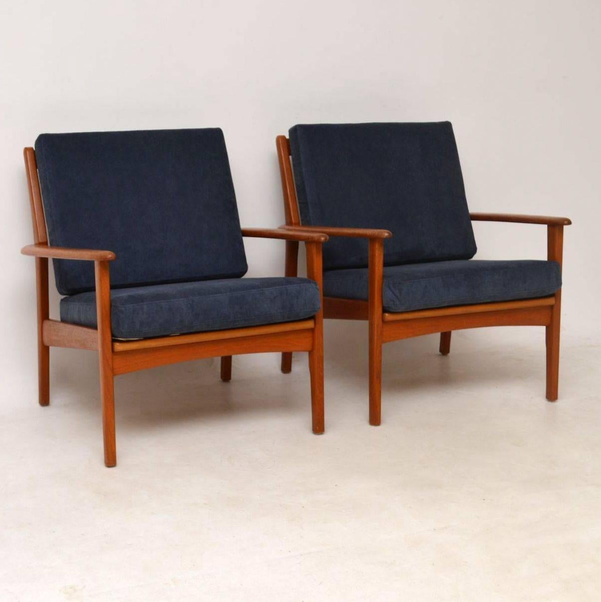 A stunning and very comfortable pair of solid teak armchairs, these were made in Sweden and they date from the 1960’s. The condition is superb for their age, the frames are clean, sturdy and sound, with only some very minor surface wear. We have had