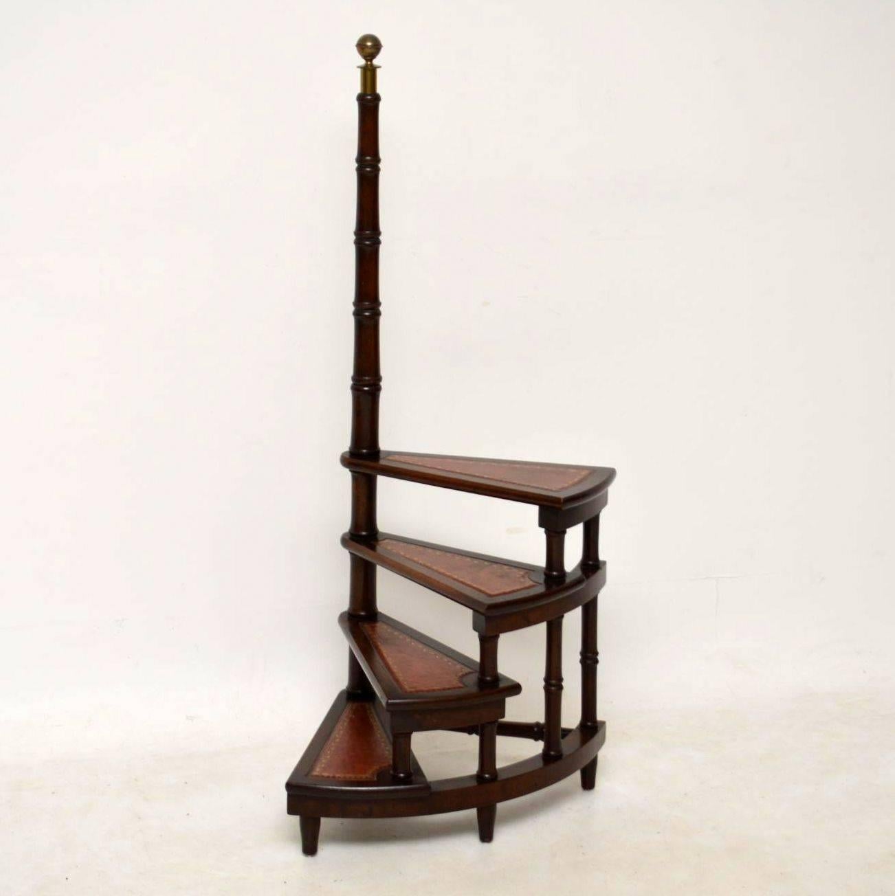 Victorian Antique Mahogany and Leather Library Steps