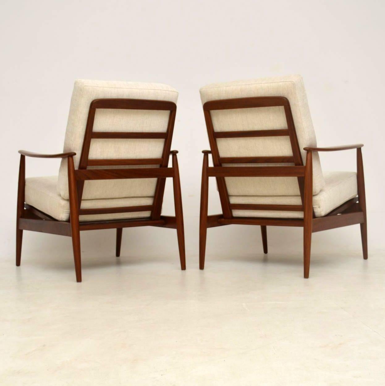 1960s Pair of Vintage Walnut Armchairs 1