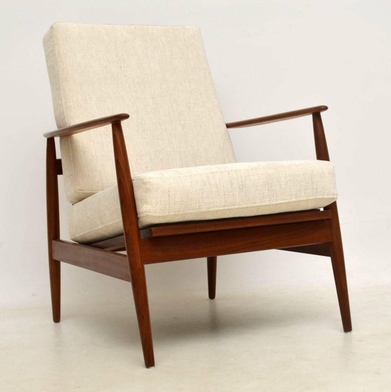 Mid-Century Modern 1960s Pair of Vintage Walnut Armchairs