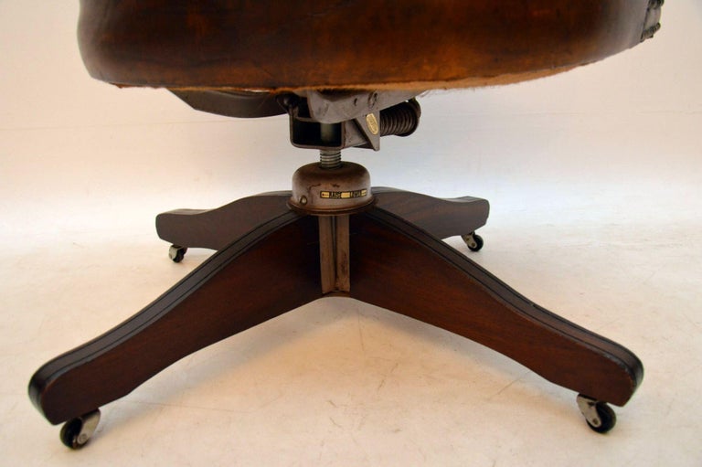 Antique Leather Swivel Desk Chair For Sale At 1stdibs Antique Leather Swivel Desk Chair For Sale 4 - Antique Leather Swivel Desk Chair For Sale At 1stdibs