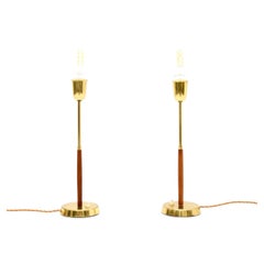Schwedische Vintage-Tischlampen aus Teakholz und Messing, Paar