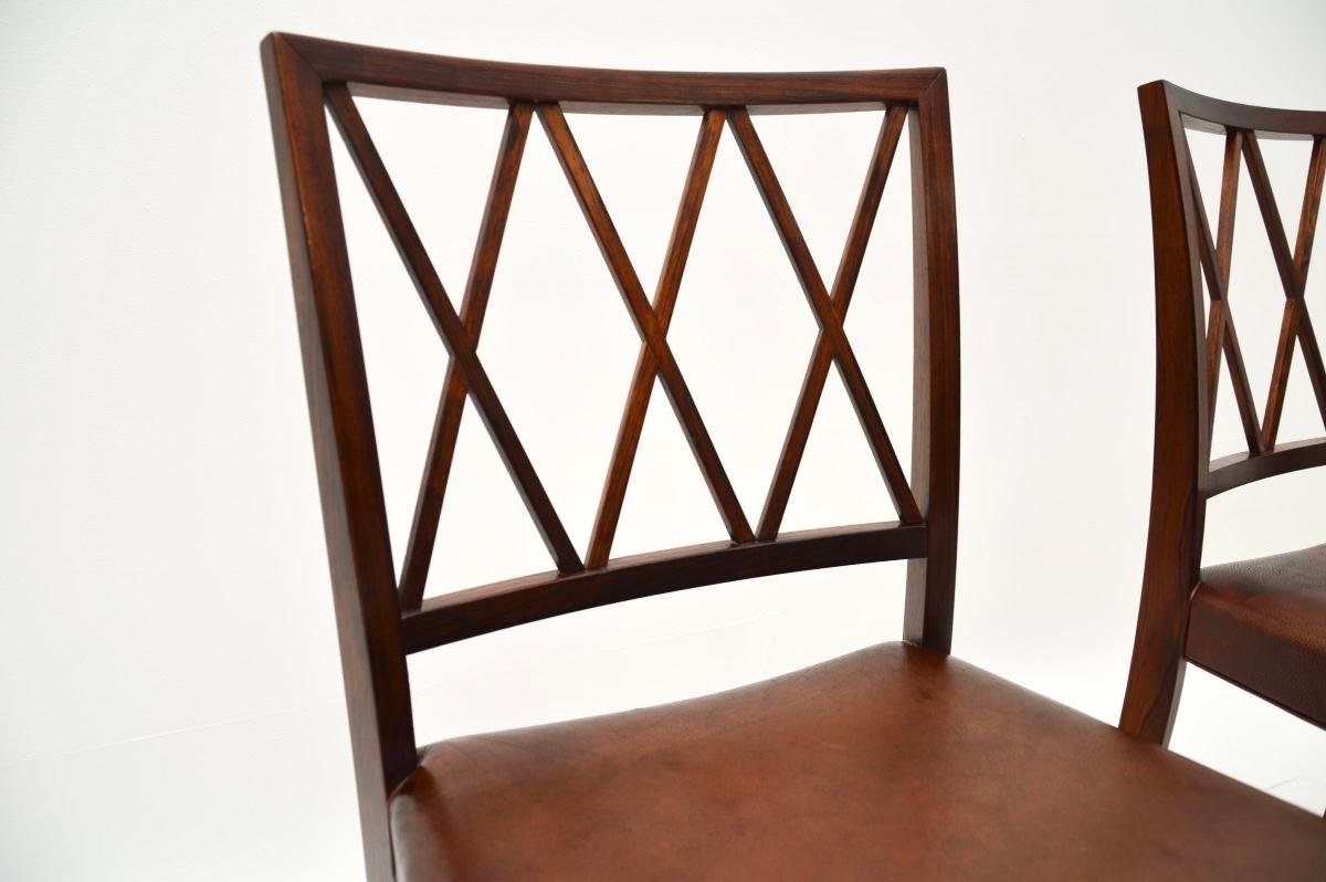 Cuir Paire de chaises danoises vintage par Ole Wanscher en vente