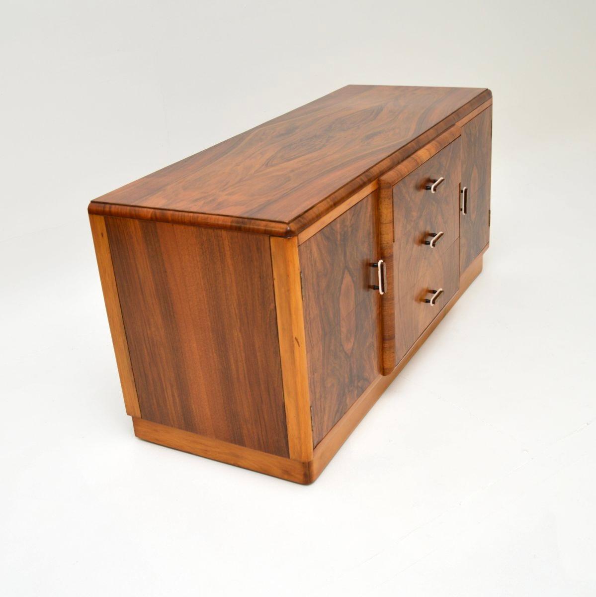 Art Deco Figured Walnut Sideboard In Good Condition For Sale In London, GB