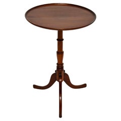 Mesa auxiliar georgiana antigua con tapa basculante