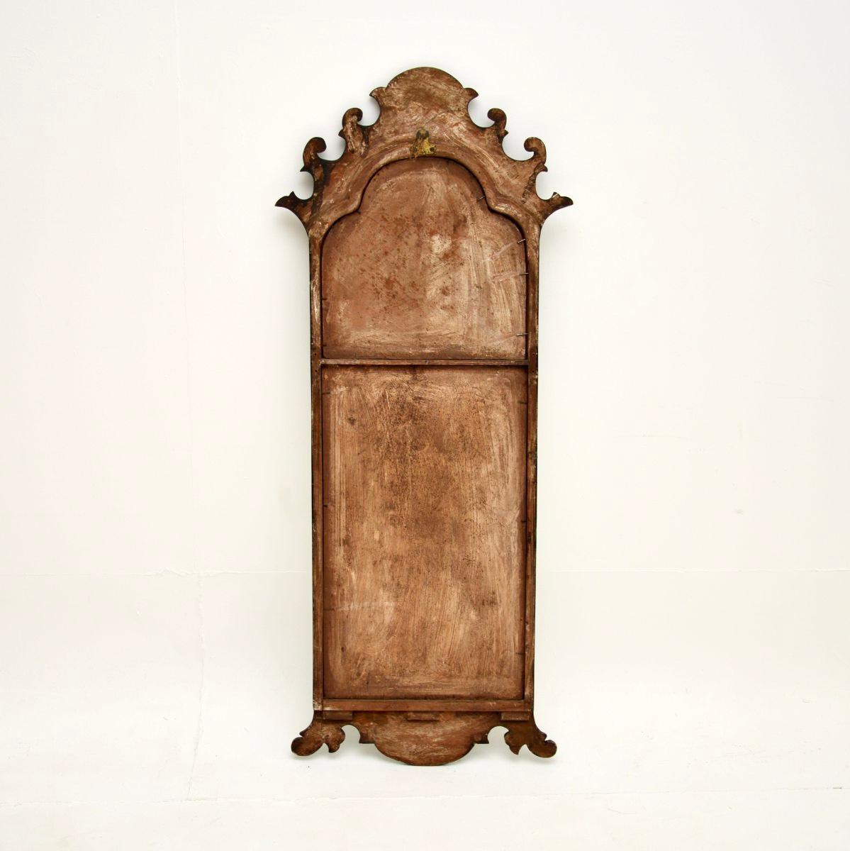 Miroir Antique Georgian Period laquered Chinoiserie Mirror en vente