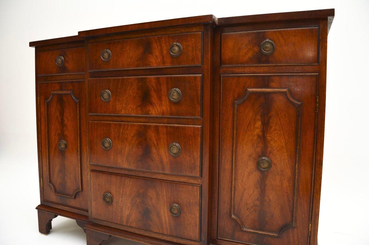 Antique Georgian Style Small Breakfront Sideboard For Sale 1