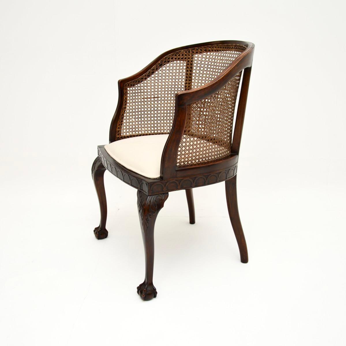 Britannique Fauteuil canné ancien édouardien en vente