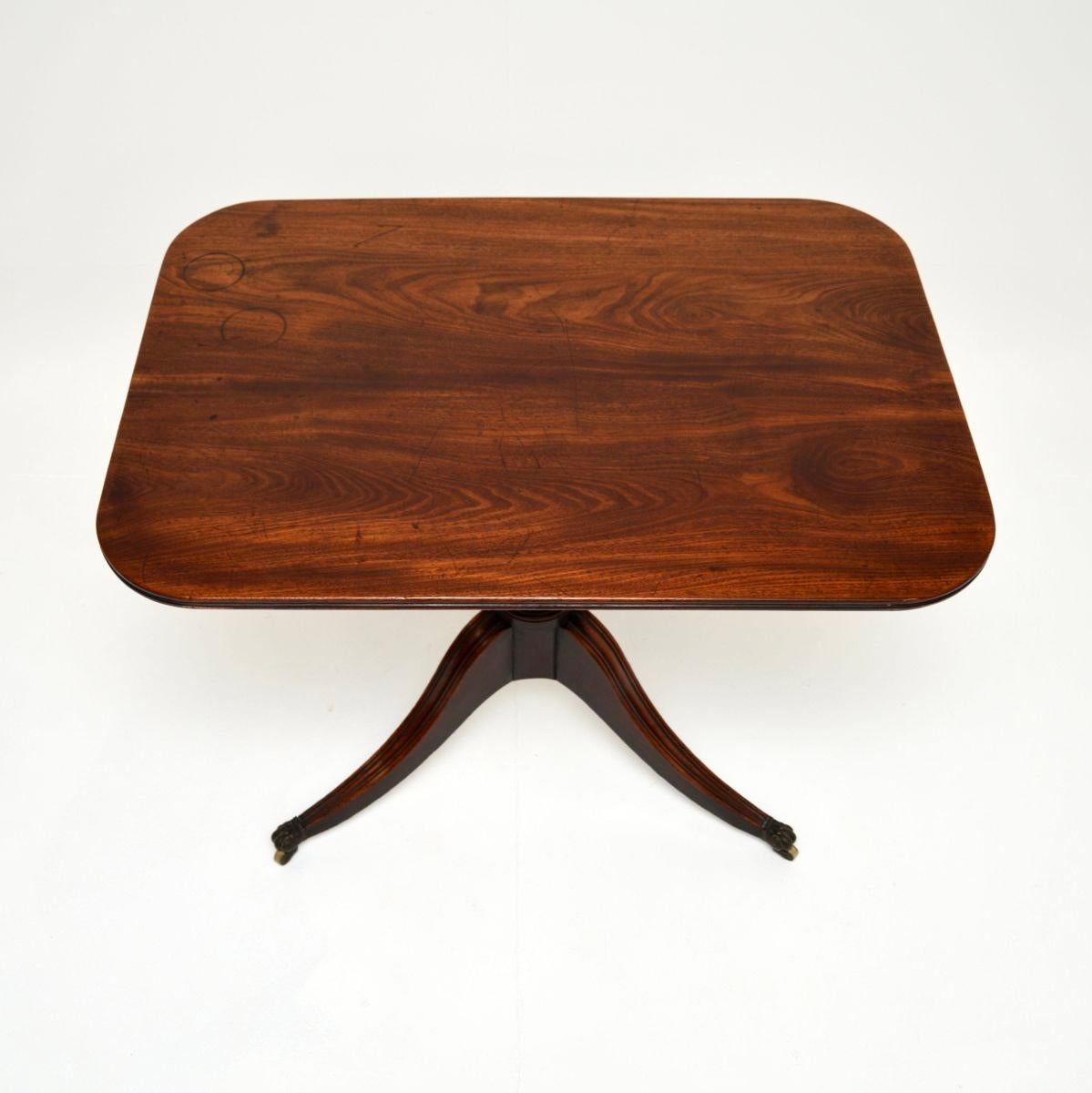 Antique Regency Period Tilt Top Table In Good Condition For Sale In London, GB