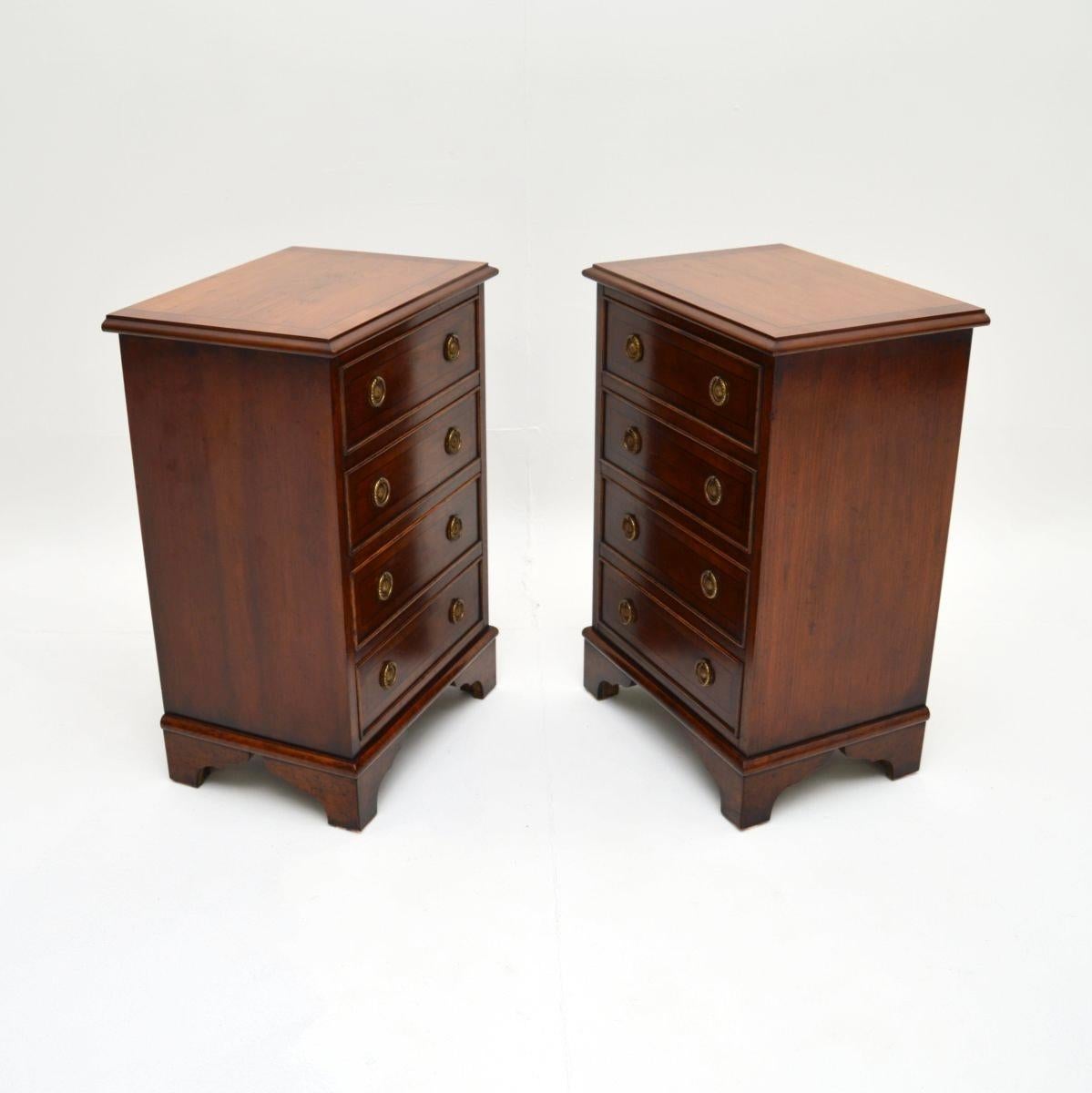British Pair of Antique Georgian Style Yew Wood Bedside Chests For Sale